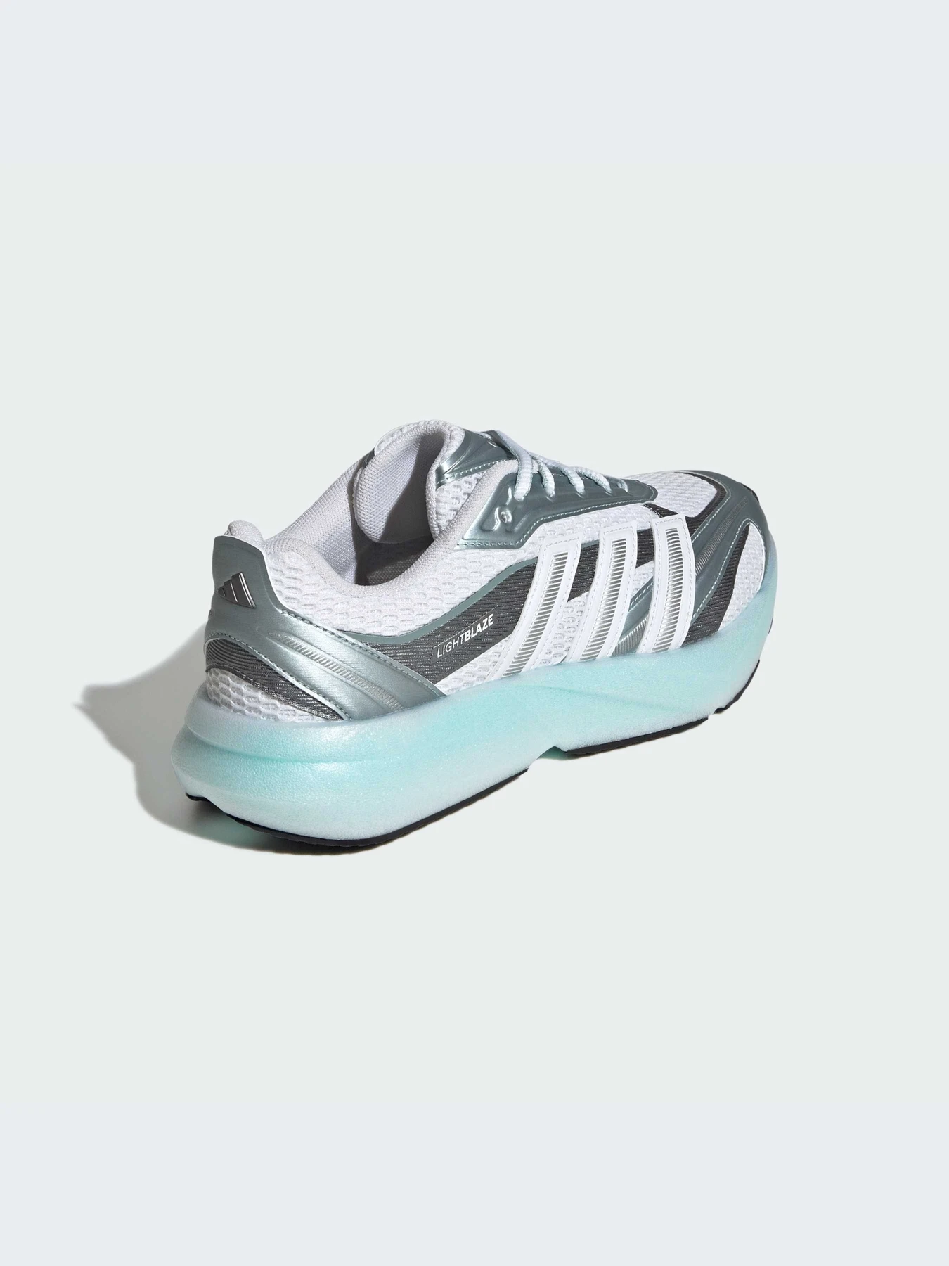 Кроссовки Adidas модель JP6327-KZ Кроссовки Adidas модель JP6327-KZ Фото
