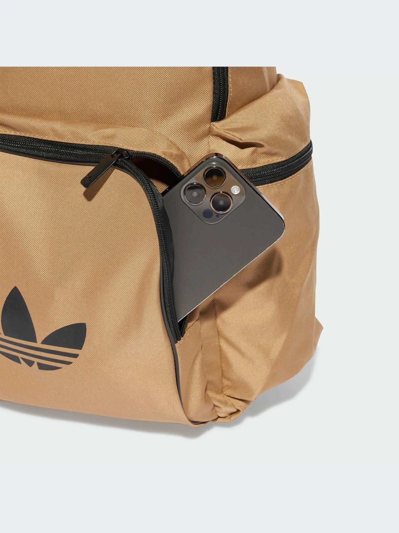 Рюкзаки Adidas Adicolor модель JX0238-KZ Рюкзаки Adidas Adicolor модель JX0238-KZ Фото