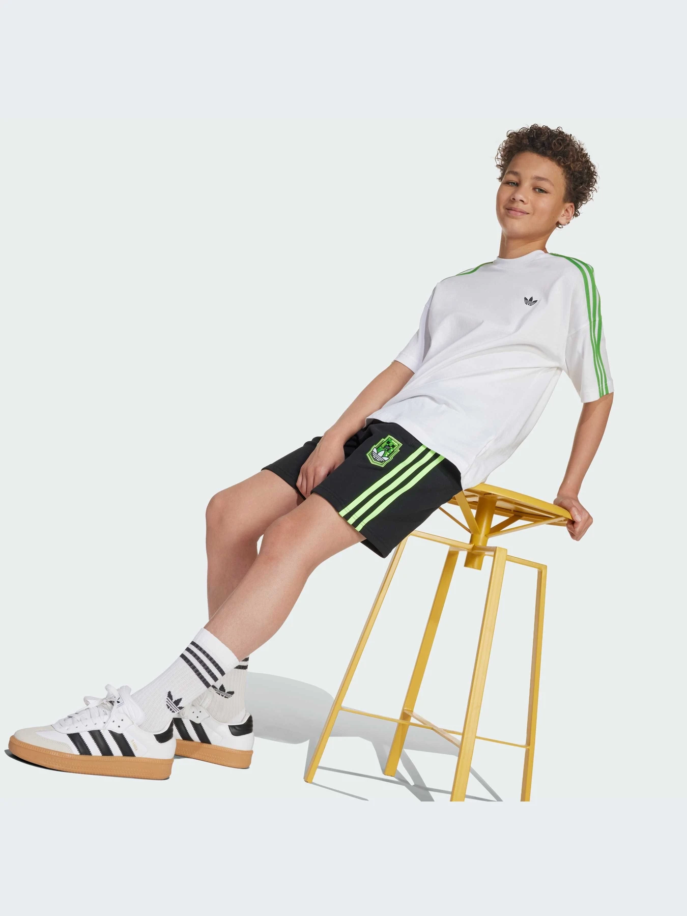 Футболки и поло Adidas Graphics модель JW7750-KZ Футболки и поло Adidas Graphics модель JW7750-KZ Фото