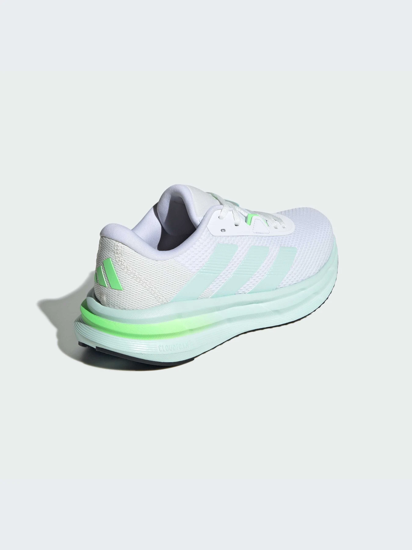 Кроссовки Adidas Galaxy модель JQ2610-KZ Кроссовки Adidas Galaxy модель JQ2610-KZ Фото