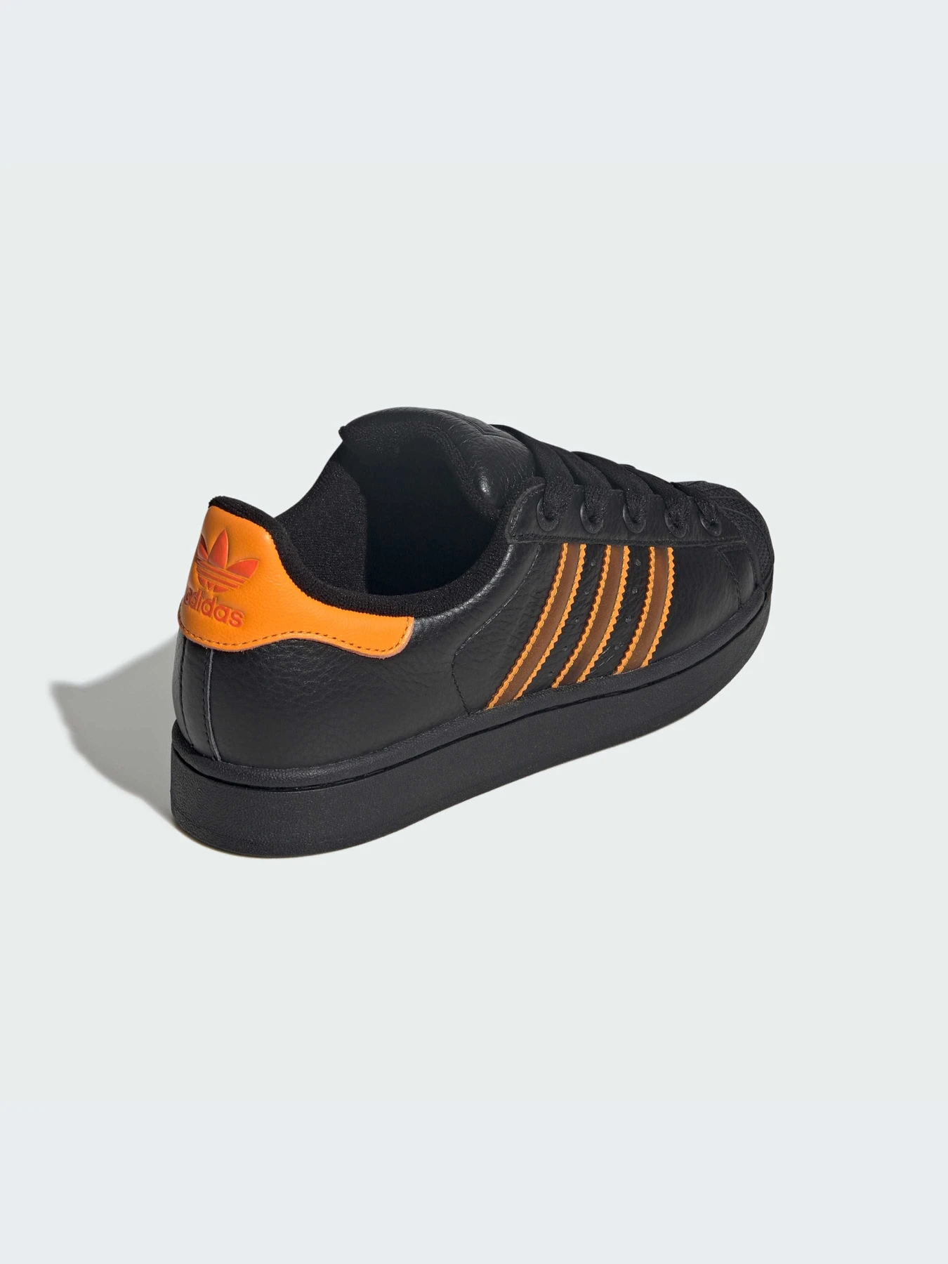 Кроссовки Adidas Superstar модель JQ6469-KZ Кроссовки Adidas Superstar модель JQ6469-KZ Фото