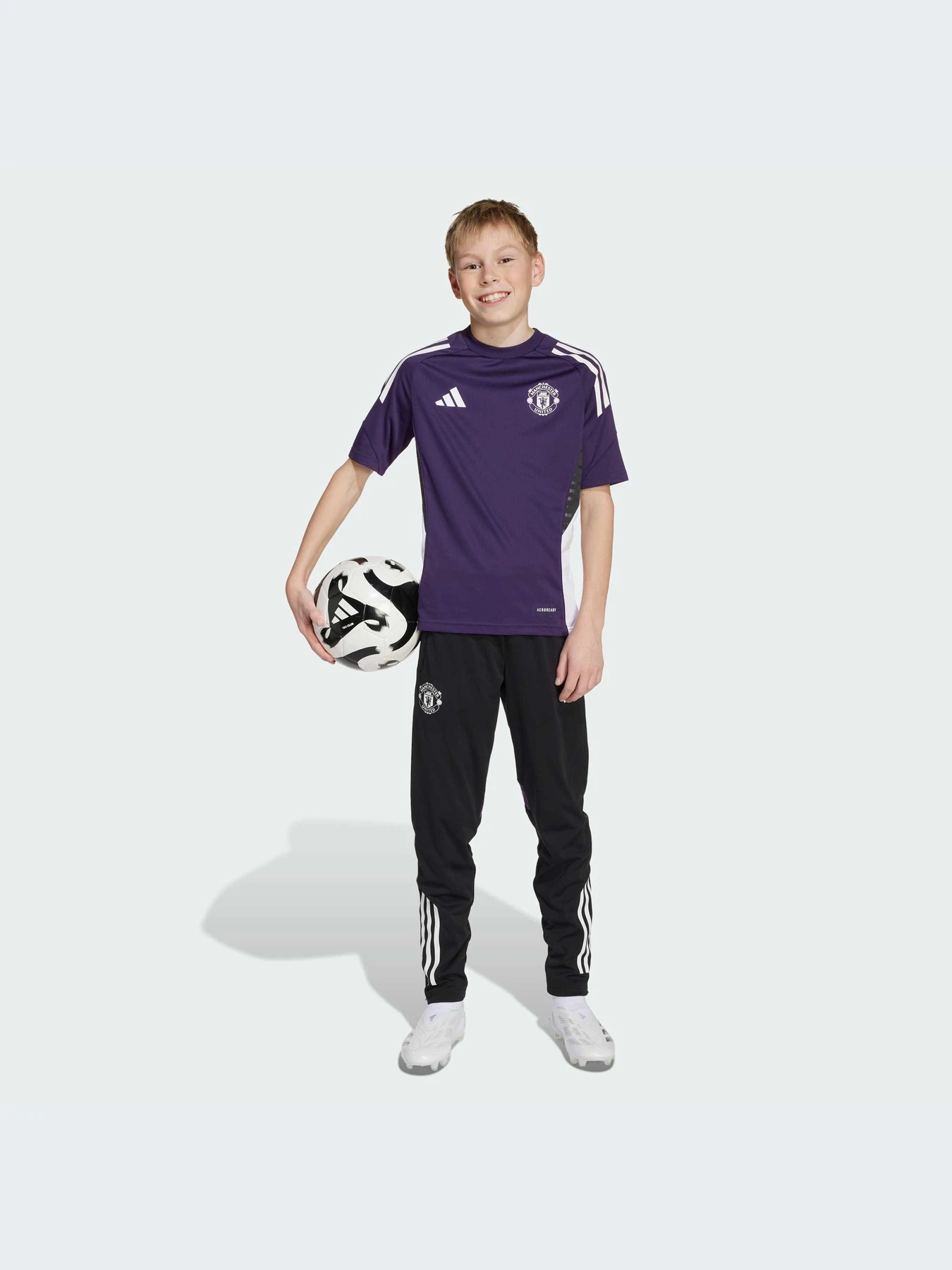 Футболки и поло Adidas модель JP3116-KZ Футболки и поло Adidas модель JP3116-KZ Фото