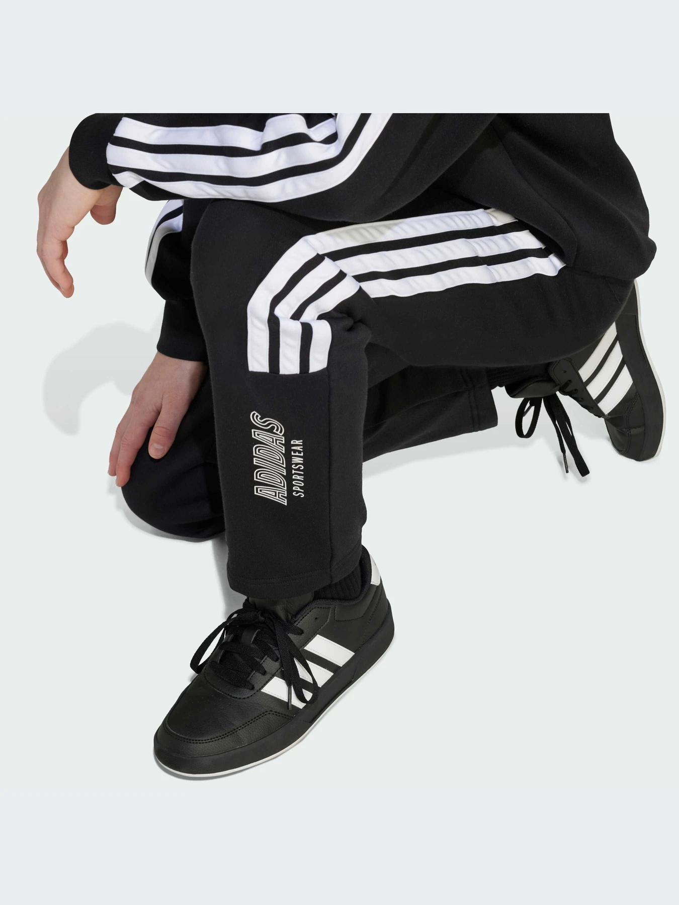 Брюки Adidas Tiro модель JM1514-KZ Брюки Adidas Tiro модель JM1514-KZ Фото