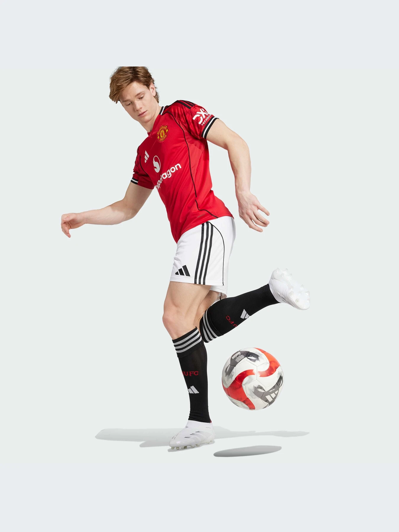Шорты Adidas модель JI7430-KZ Шорты Adidas модель JI7430-KZ Фото