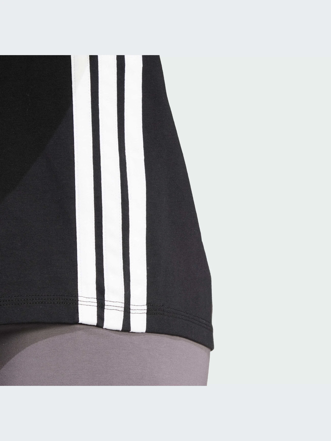 Футболки и поло Adidas модель JD0846-KZ Футболки и поло Adidas модель JD0846-KZ Фото