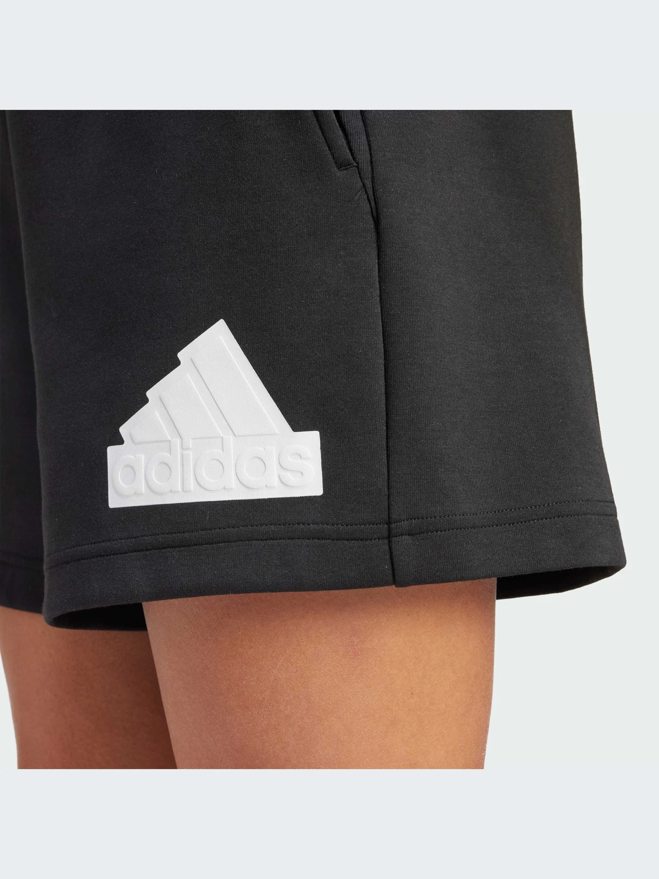 Шорты Adidas модель IP1544-KZ Шорты Adidas модель IP1544-KZ Фото