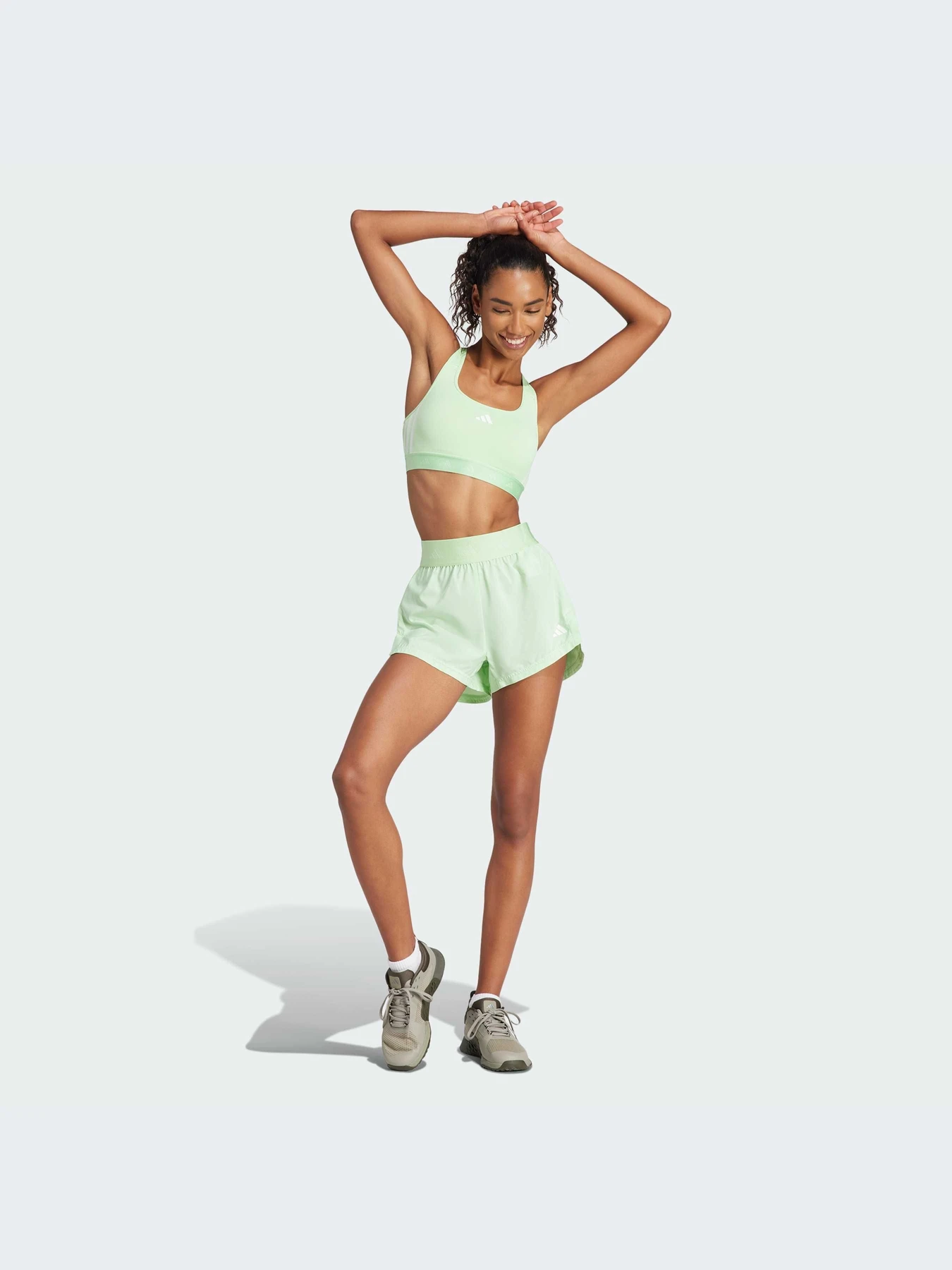 Шорты Adidas модель IT4670-KZ Шорты Adidas модель IT4670-KZ Фото
