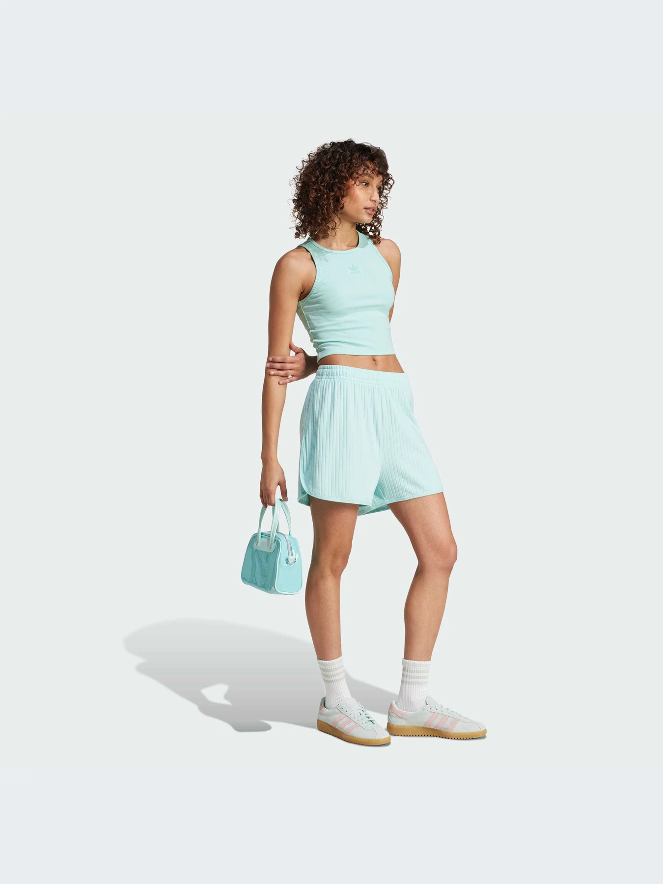Футболки и поло Adidas модель JC9008-KZ Футболки и поло Adidas модель JC9008-KZ Фото