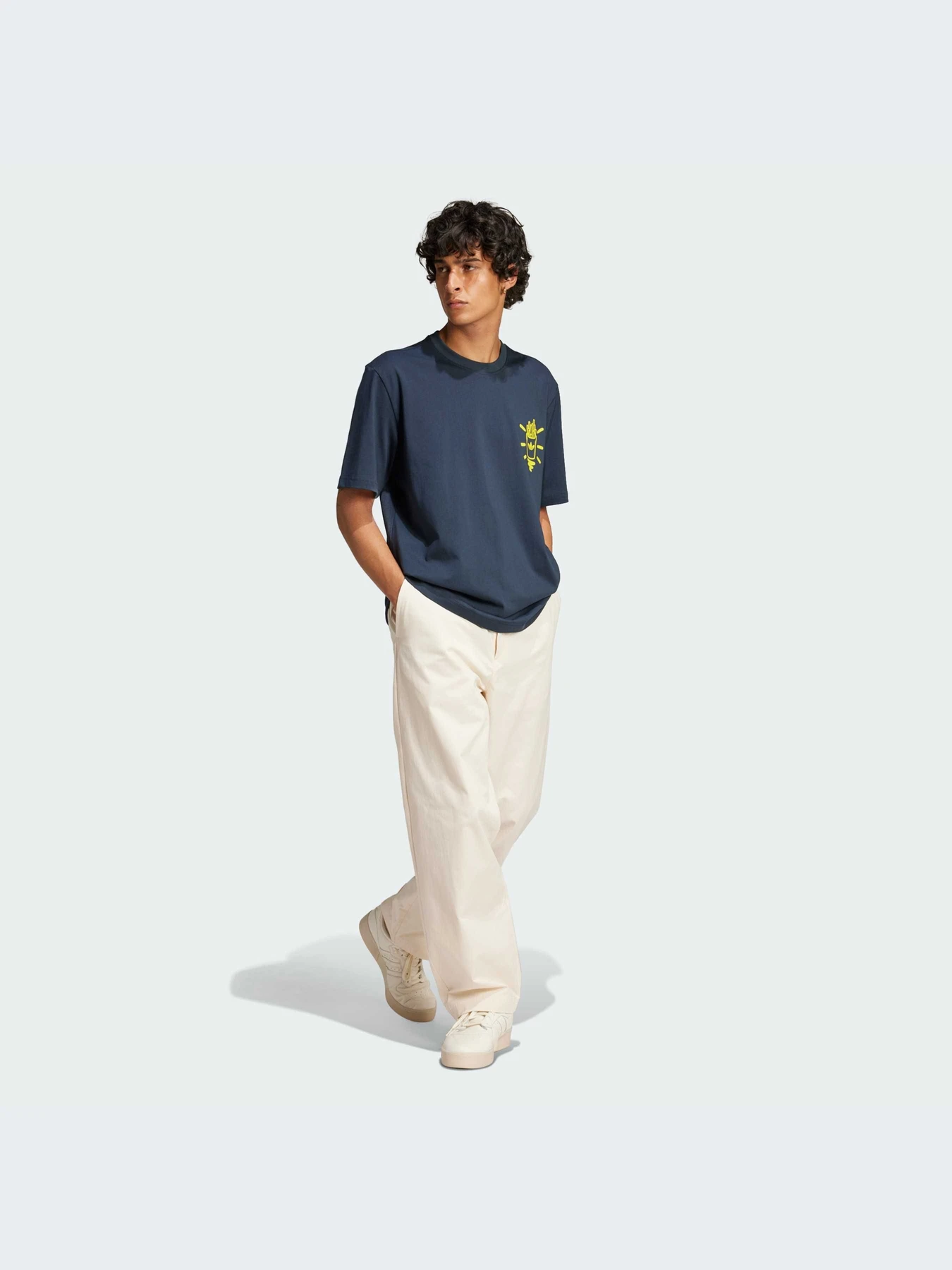 Футболки и поло Adidas Graphics модель JP4500-KZ Футболки и поло Adidas Graphics модель JP4500-KZ Фото