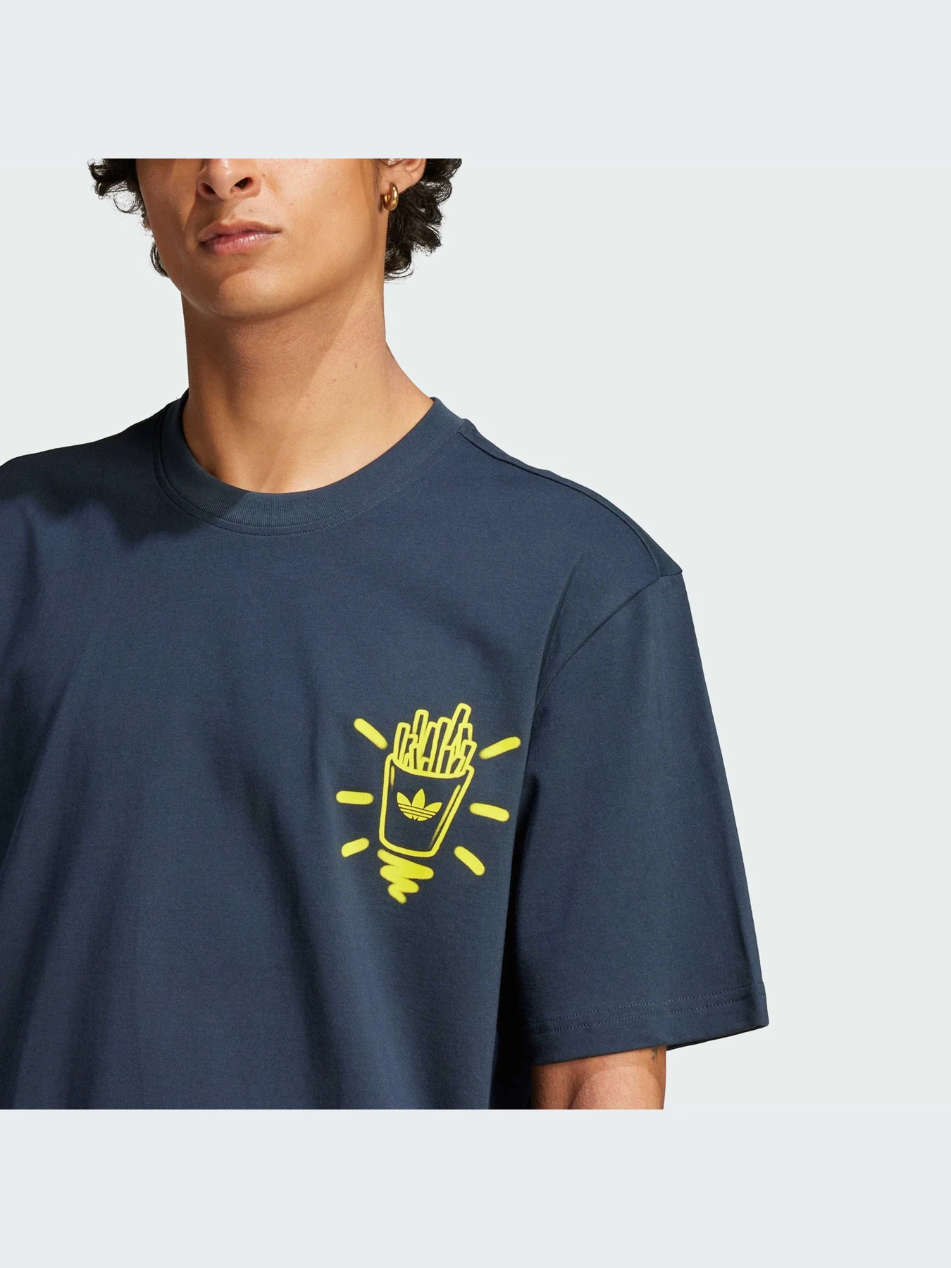 Футболки и поло Adidas Graphics модель JP4500-KZ Футболки и поло Adidas Graphics модель JP4500-KZ Фото