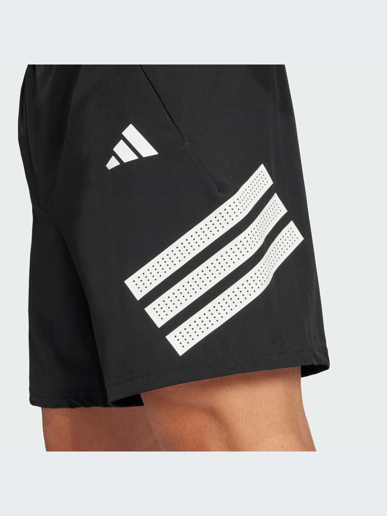 Шорты Adidas модель JE5673-KZ Шорты Adidas модель JE5673-KZ Фото