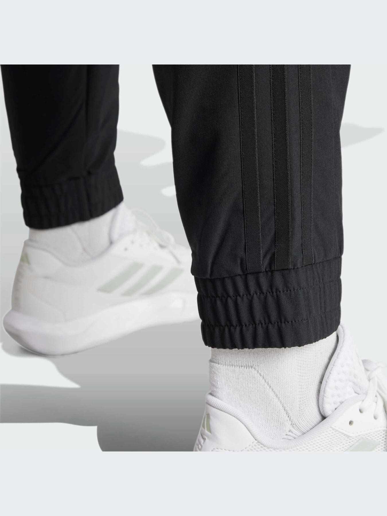 Брюки Adidas модель IK5471-KZ Брюки Adidas модель IK5471-KZ Фото