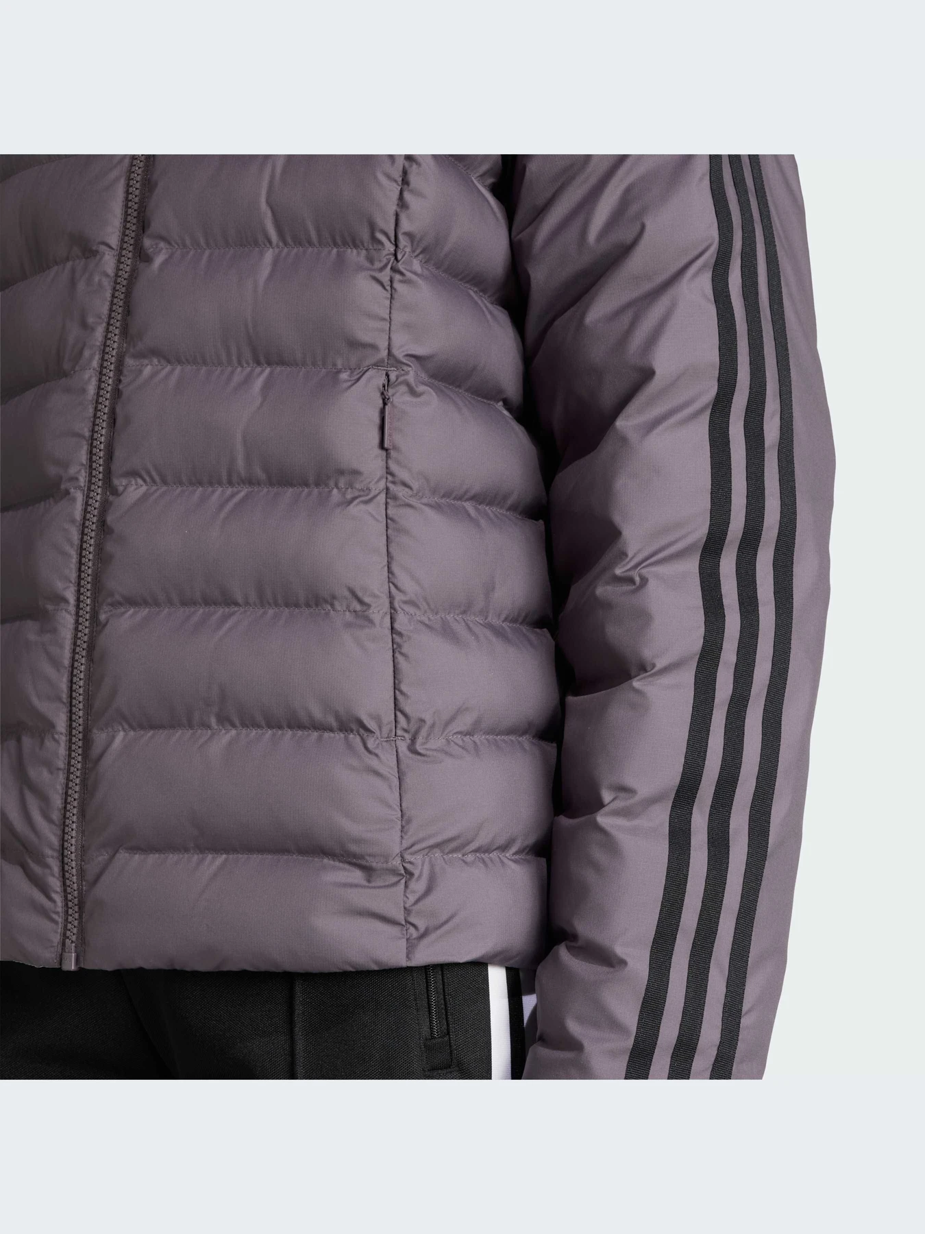 Куртки и дубленки Adidas Adicolor модель JX2938-KZ Куртки и дубленки Adidas Adicolor модель JX2938-KZ Фото