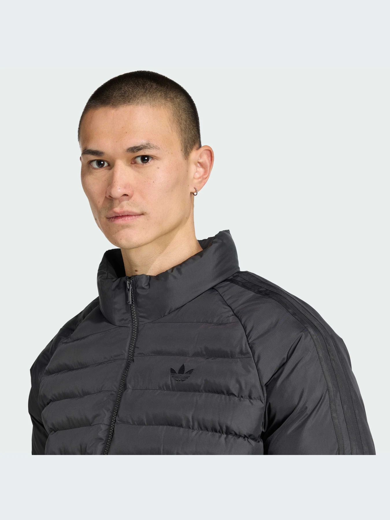 Куртки и дубленки Adidas модель JW5844-KZ Куртки и дубленки Adidas модель JW5844-KZ Фото