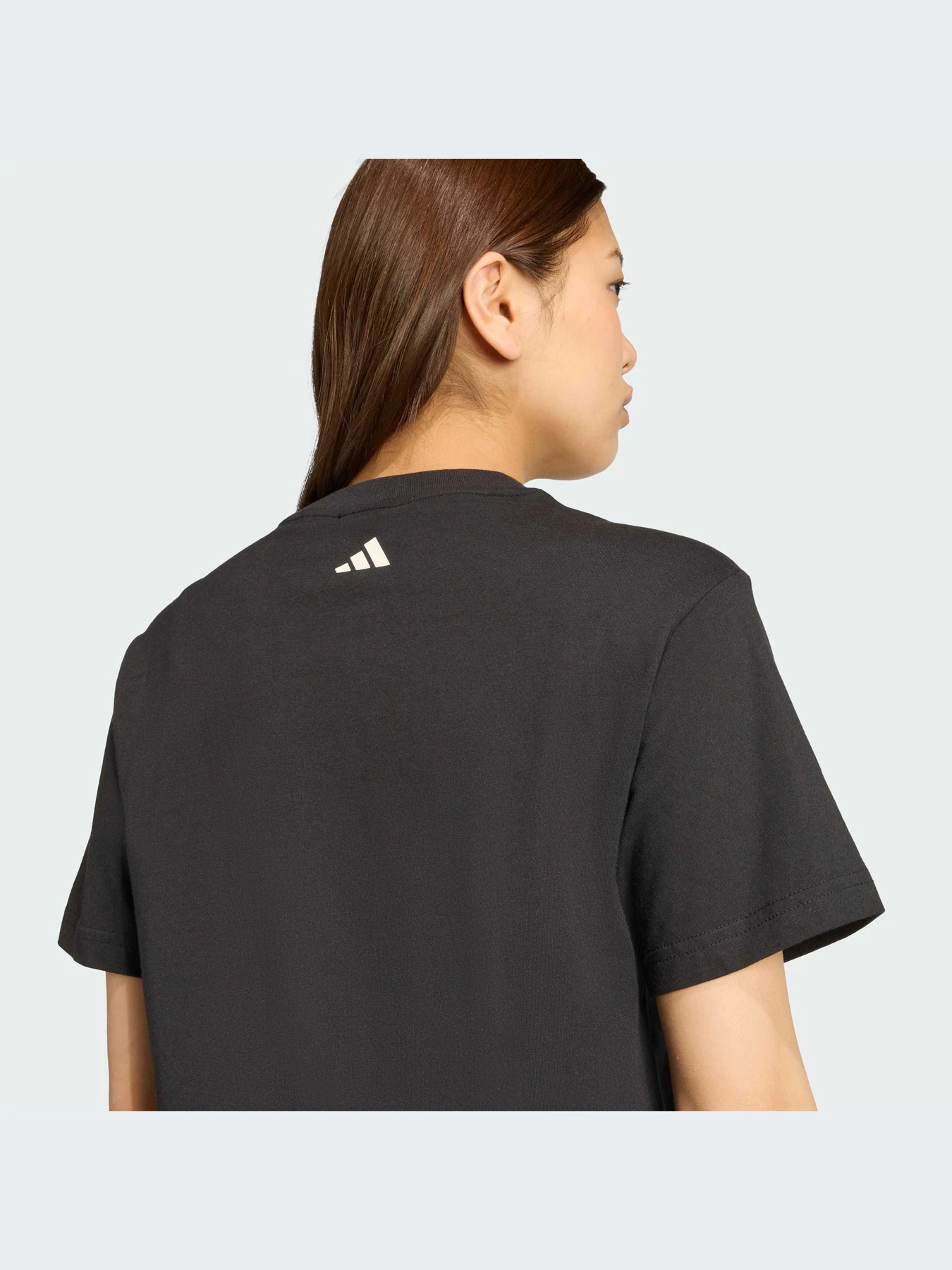 Футболки и поло Adidas модель JV8609-KZ Футболки и поло Adidas модель JV8609-KZ Фото