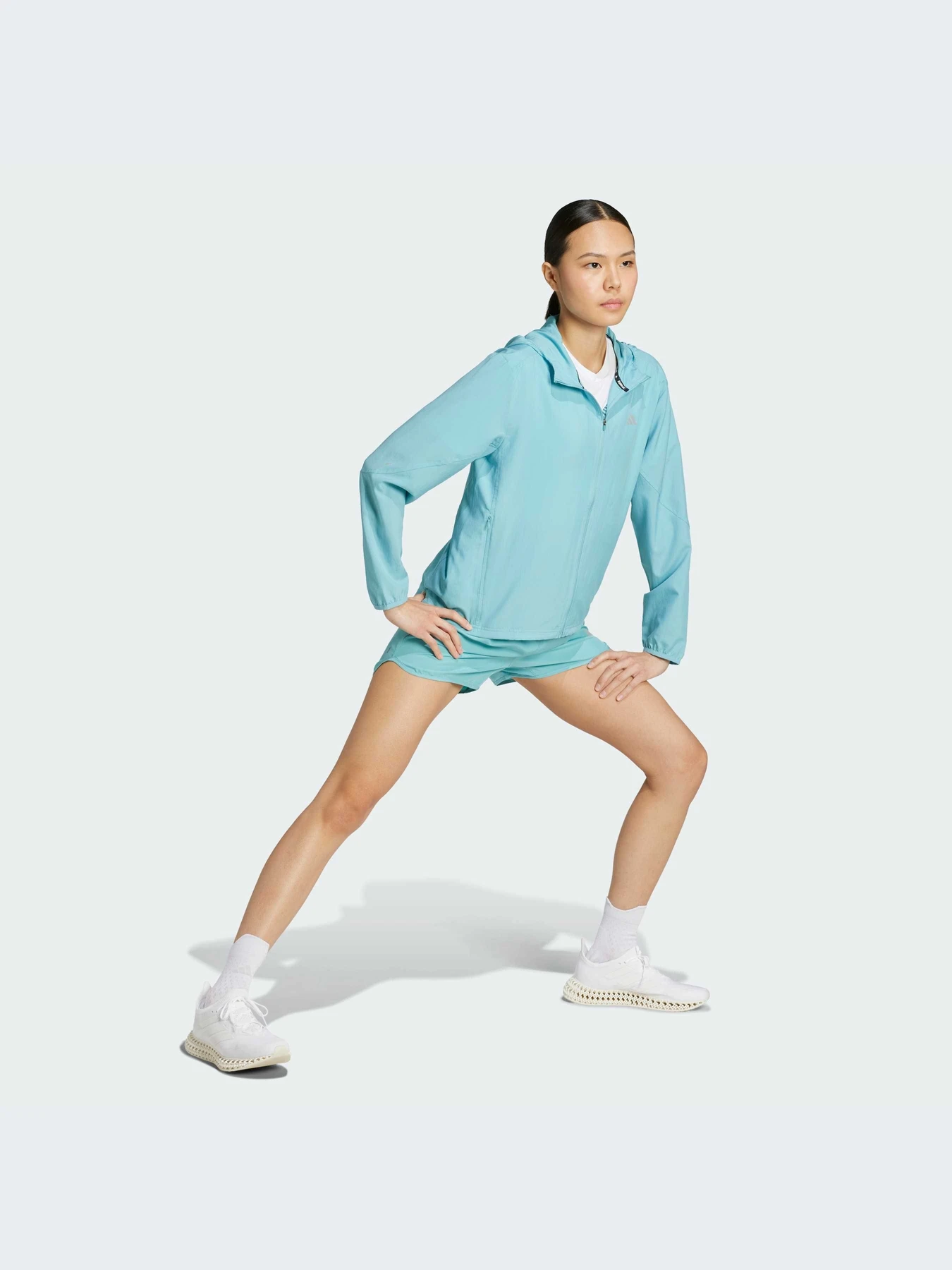 Куртки и дубленки Adidas модель JM5745-KZ Куртки и дубленки Adidas модель JM5745-KZ Фото