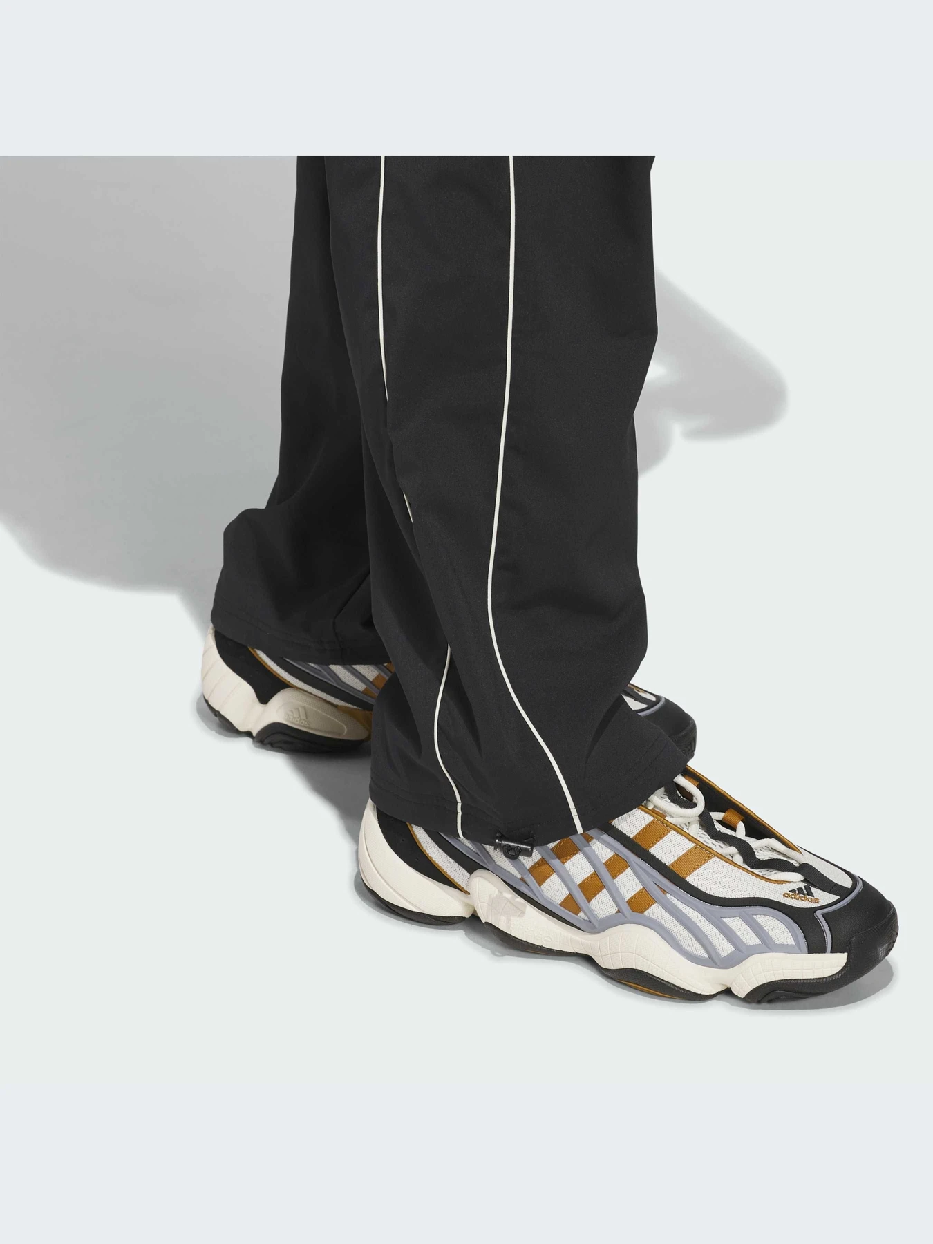 Брюки Adidas модель JM9966-KZ Брюки Adidas модель JM9966-KZ Фото