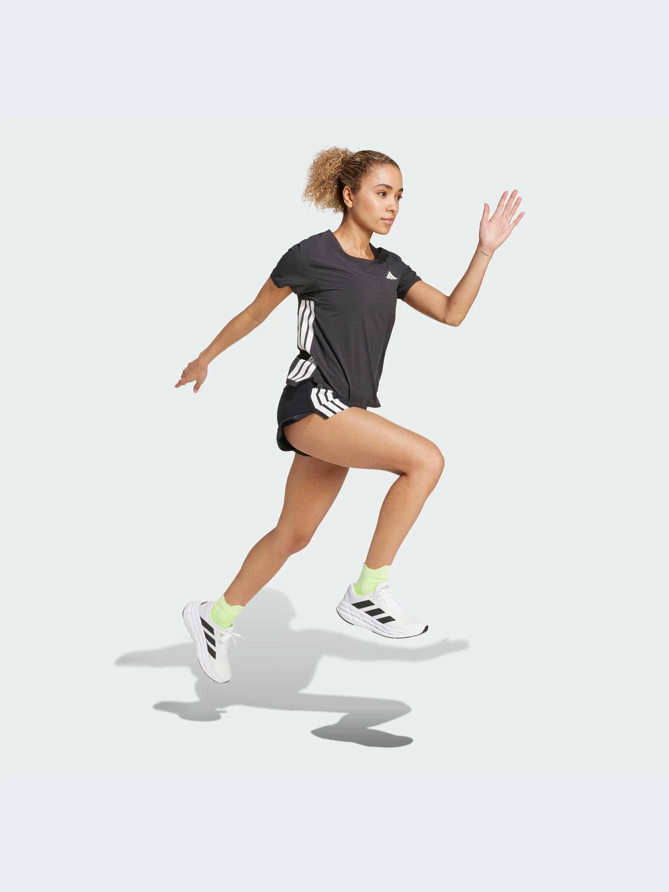 Шорты Adidas adizero модель JM3648-KZ Шорты Adidas adizero модель JM3648-KZ Фото