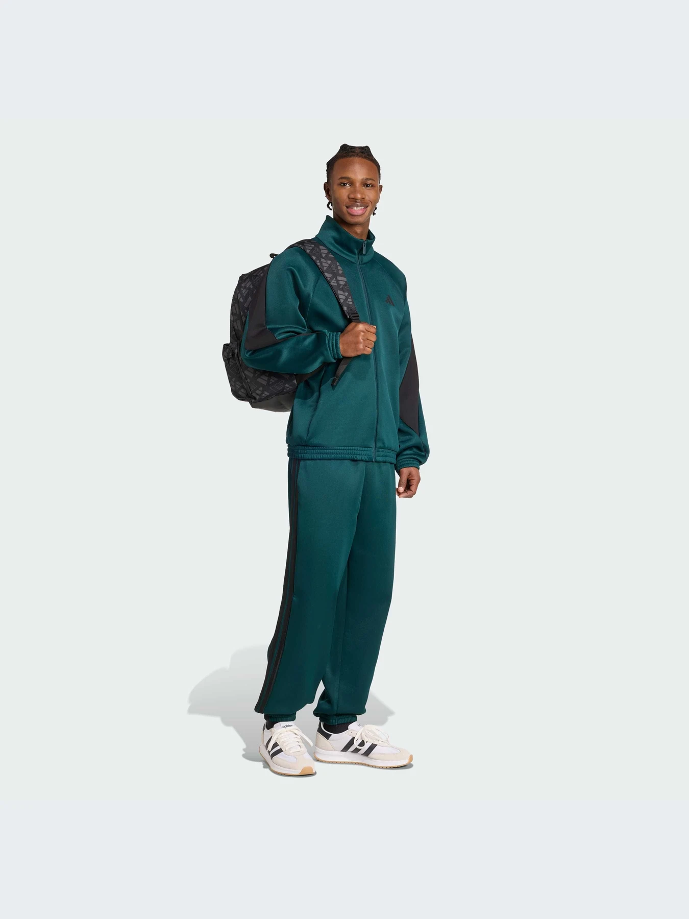 Худи и свитшоты Adidas модель JX5616-KZ Худи и свитшоты Adidas модель JX5616-KZ Фото
