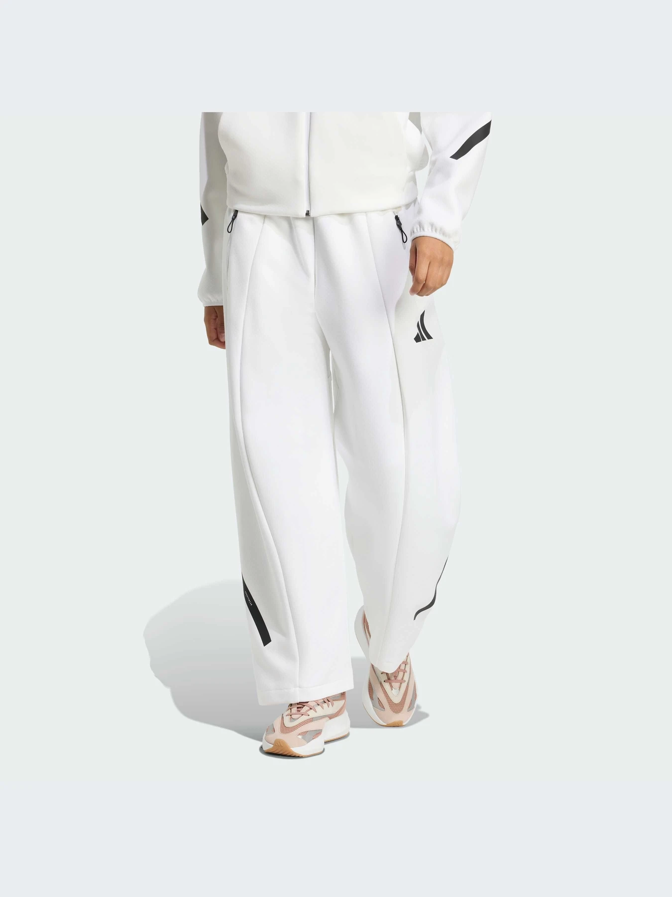 Брюки Adidas ZNE модель JL7332-KZ Брюки Adidas ZNE модель JL7332-KZ Фото