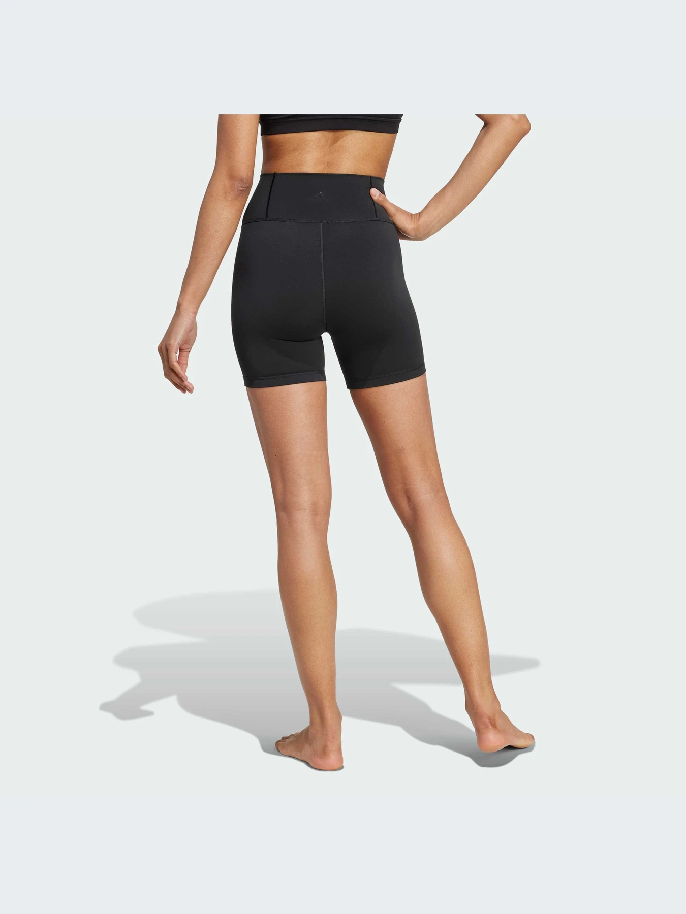 Шорты Adidas модель JW7595-KZ Шорты Adidas модель JW7595-KZ Фото