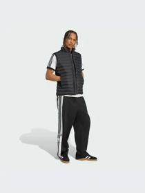 Куртки и дубленки Adidas модель JW5845-KZ Фото