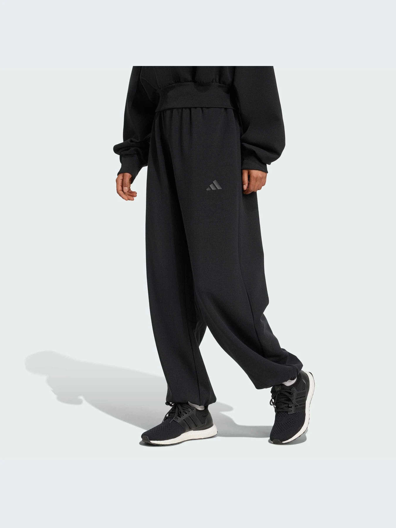 Брюки Adidas модель JM1652-KZ Брюки Adidas модель JM1652-KZ Фото
