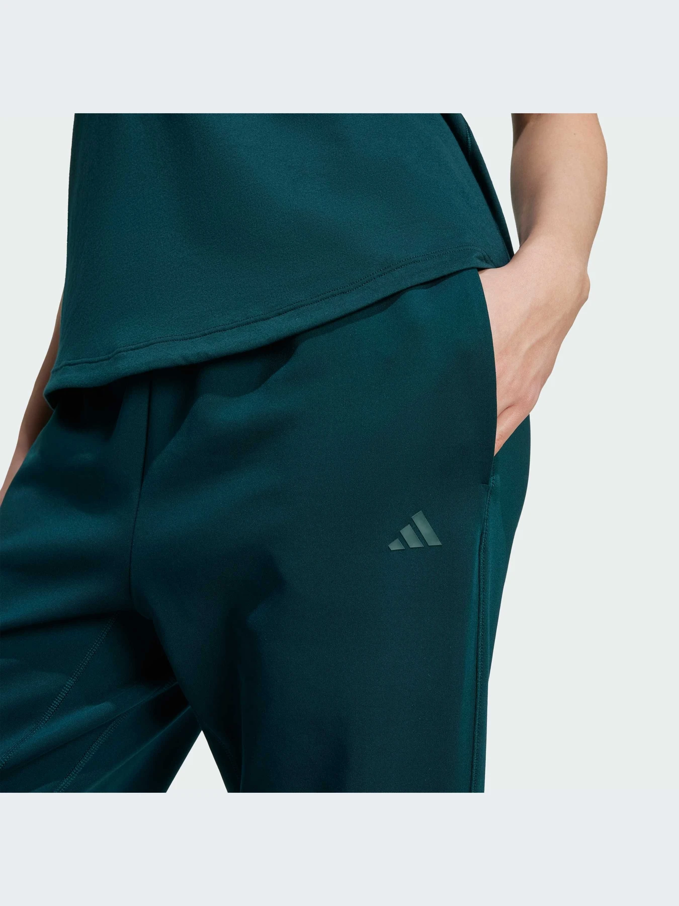Брюки Adidas модель JY2812-KZ Брюки Adidas модель JY2812-KZ Фото