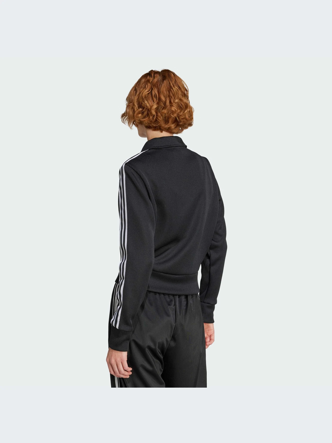 Худи и свитшоты Adidas модель JY2613-KZ Худи и свитшоты Adidas модель JY2613-KZ Фото