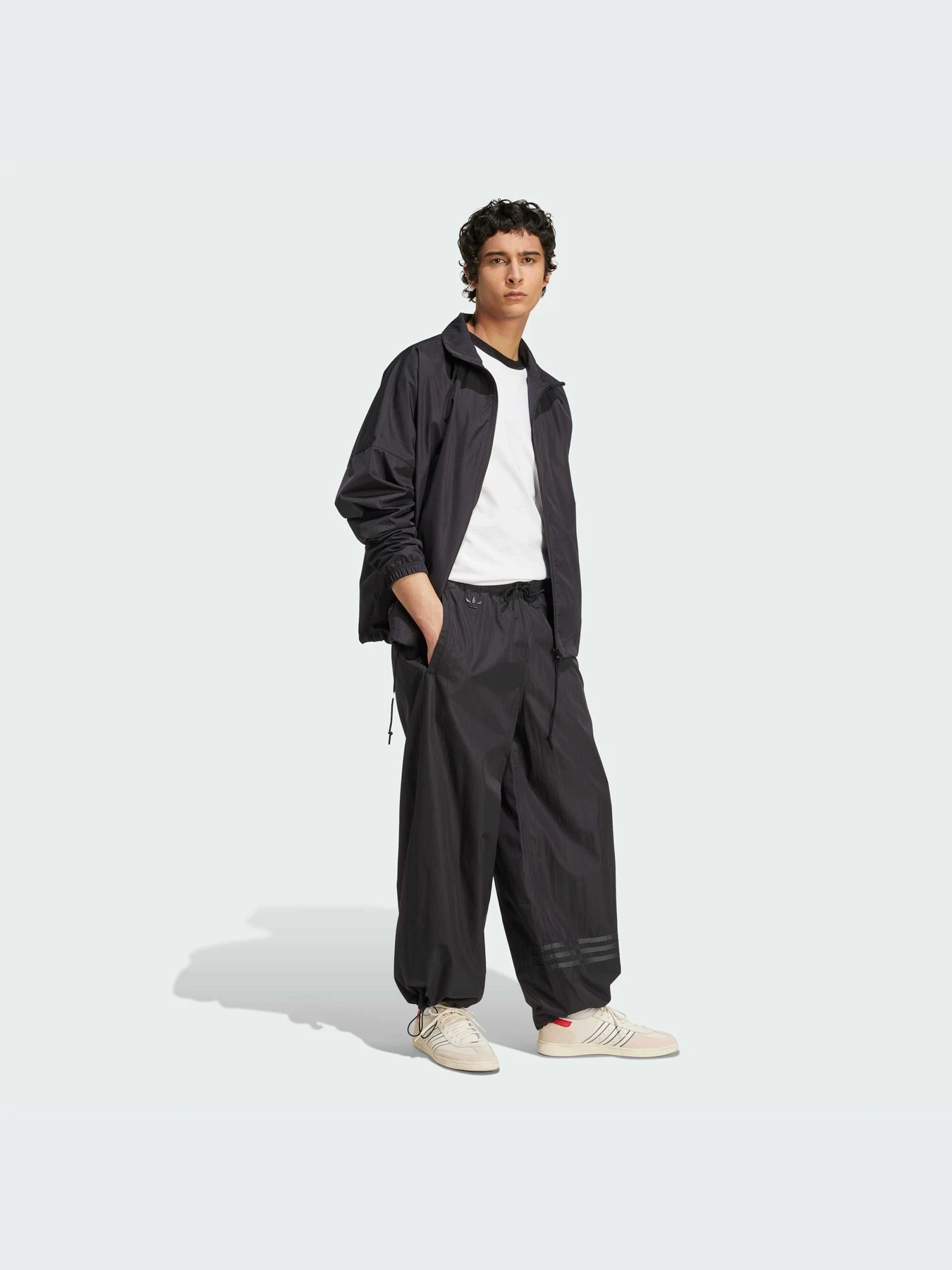 Худи и свитшоты Adidas Adicolor модель JW5452-KZ Худи и свитшоты Adidas Adicolor модель JW5452-KZ Фото