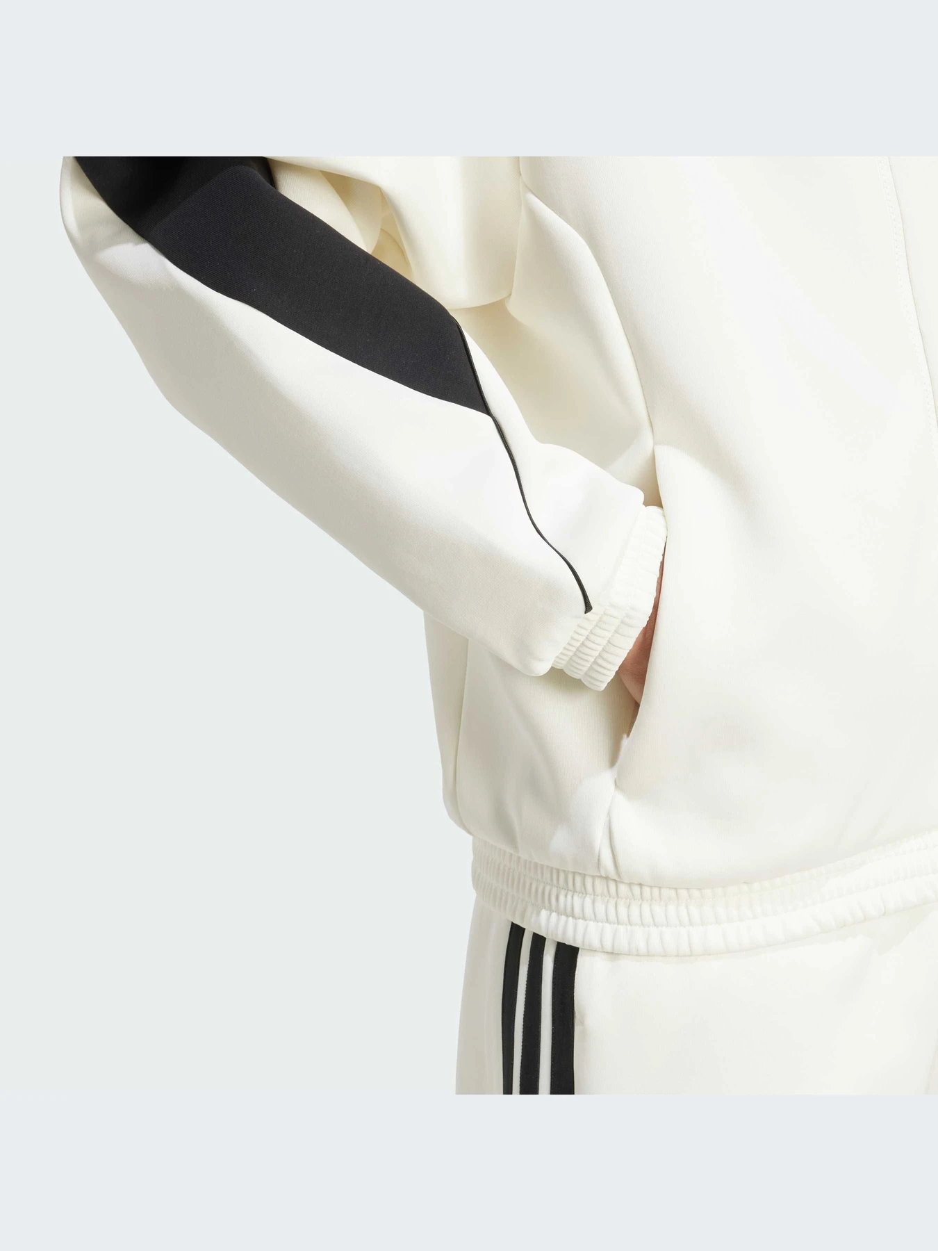 Худи и свитшоты Adidas модель JX5618-KZ Худи и свитшоты Adidas модель JX5618-KZ Фото