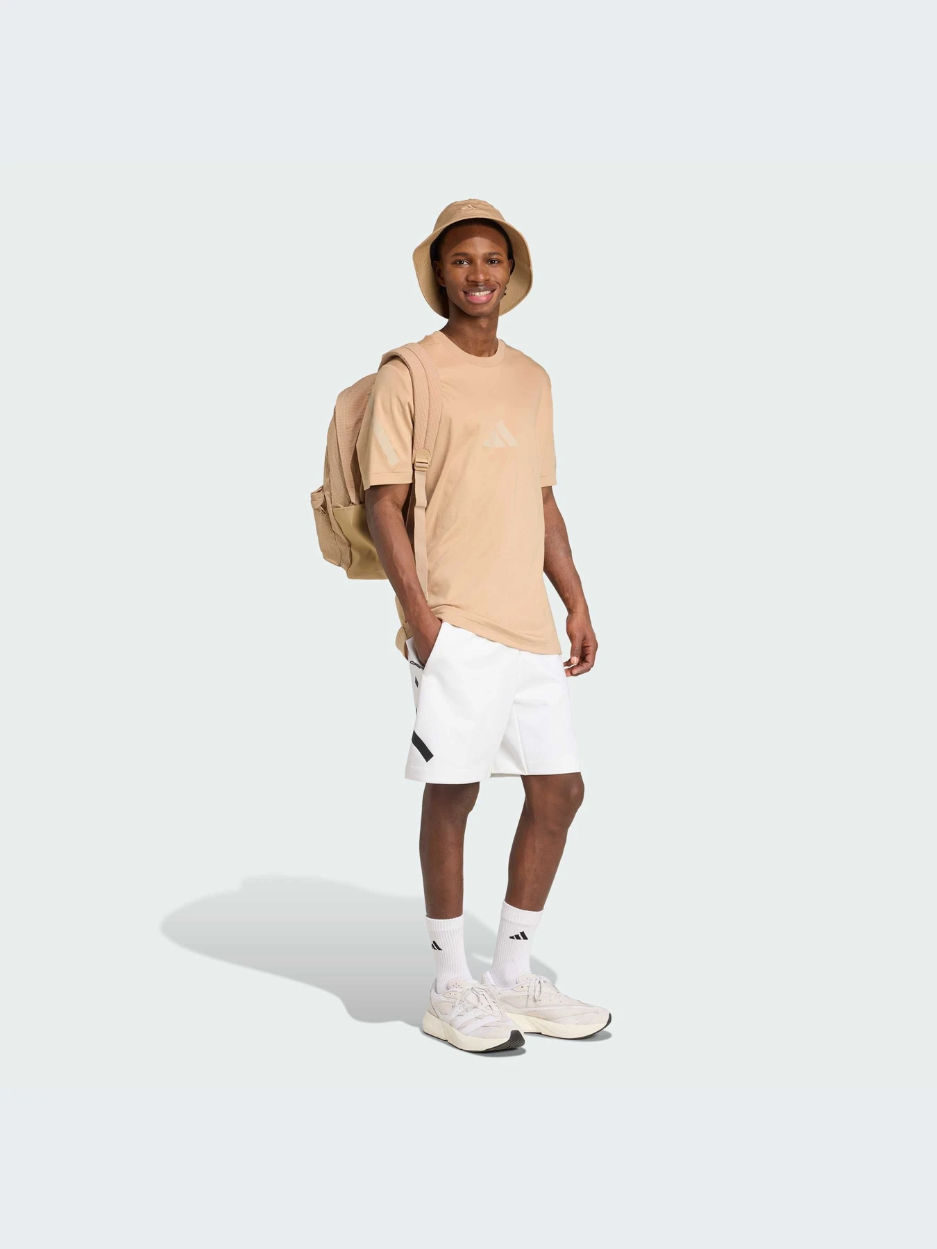 Футболки и поло Adidas ZNE модель JW4737-KZ Футболки и поло Adidas ZNE модель JW4737-KZ Фото