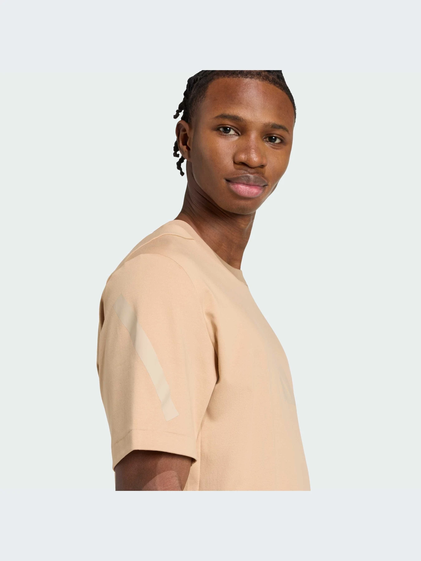 Футболки и поло Adidas ZNE модель JW4737-KZ Футболки и поло Adidas ZNE модель JW4737-KZ Фото