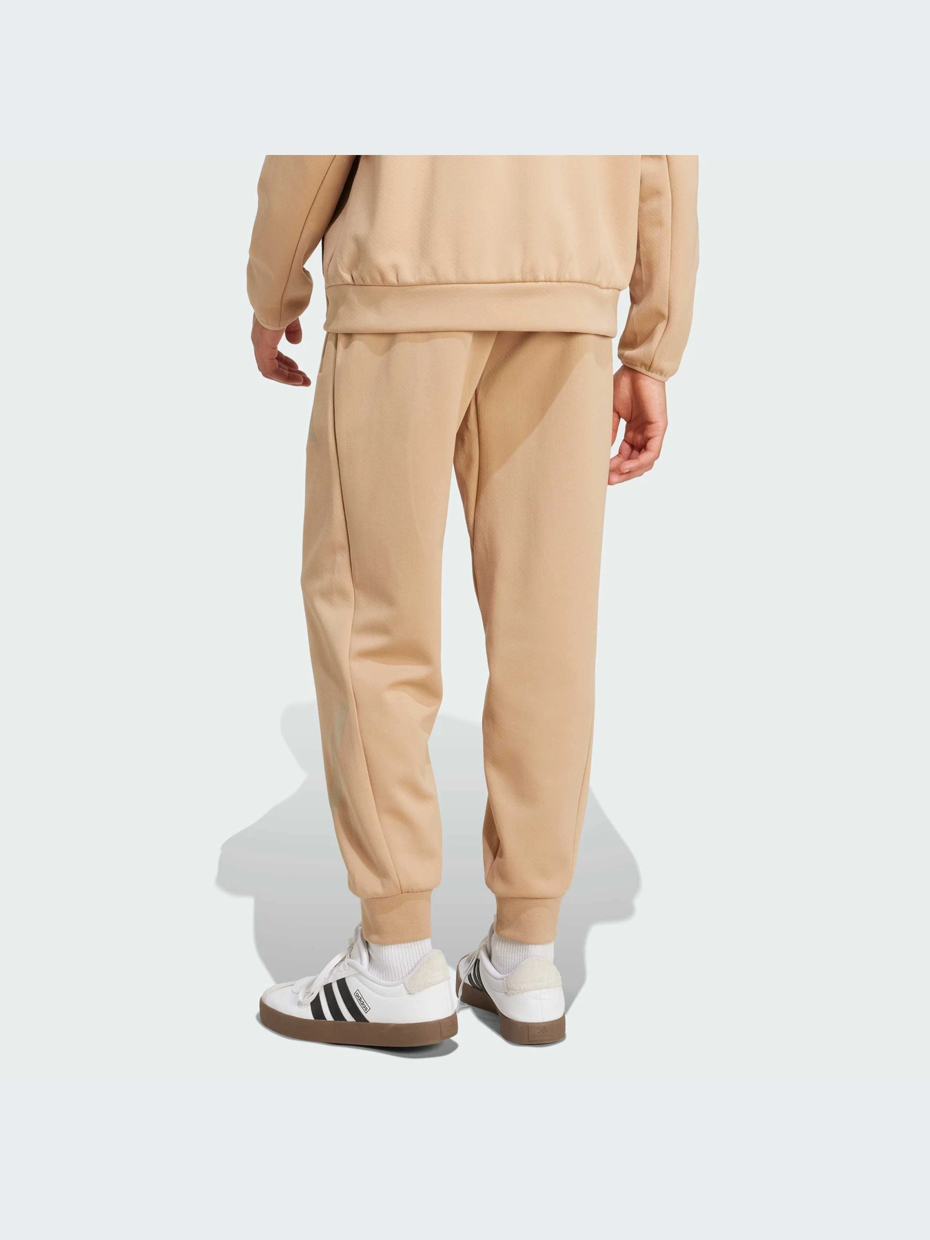 Брюки Adidas ZNE модель JW4725-KZ Брюки Adidas ZNE модель JW4725-KZ Фото
