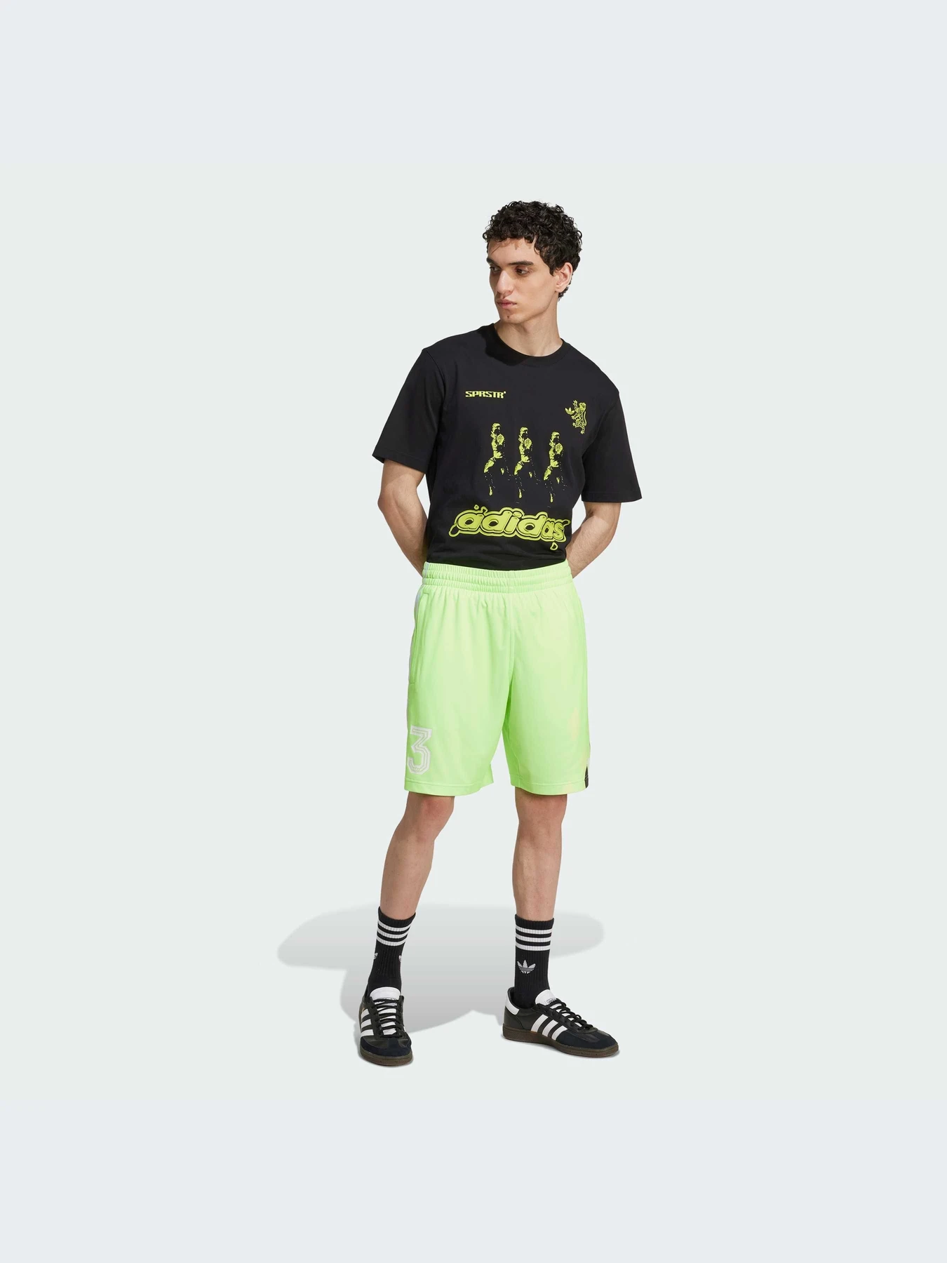 Футболки и поло Adidas Graphics модель JW2954-KZ Футболки и поло Adidas Graphics модель JW2954-KZ Фото