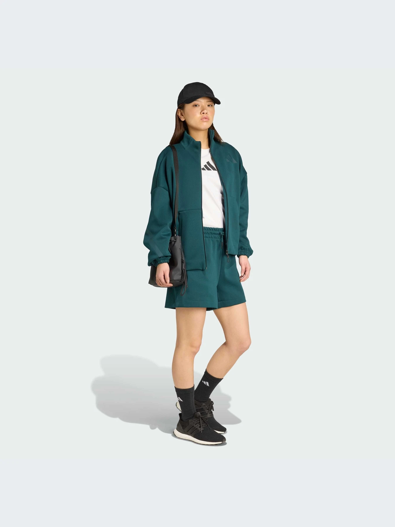 Худи и свитшоты Adidas ZNE модель JW7777-KZ Худи и свитшоты Adidas ZNE модель JW7777-KZ Фото