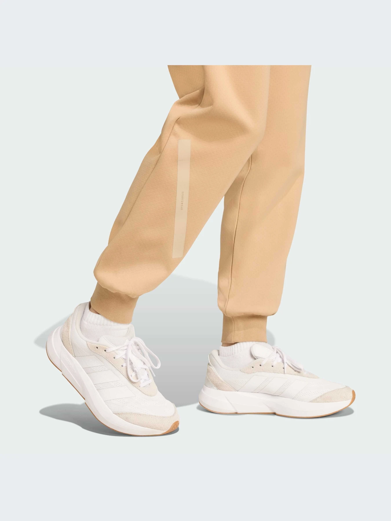 Брюки Adidas ZNE модель JW7739-KZ Брюки Adidas ZNE модель JW7739-KZ Фото