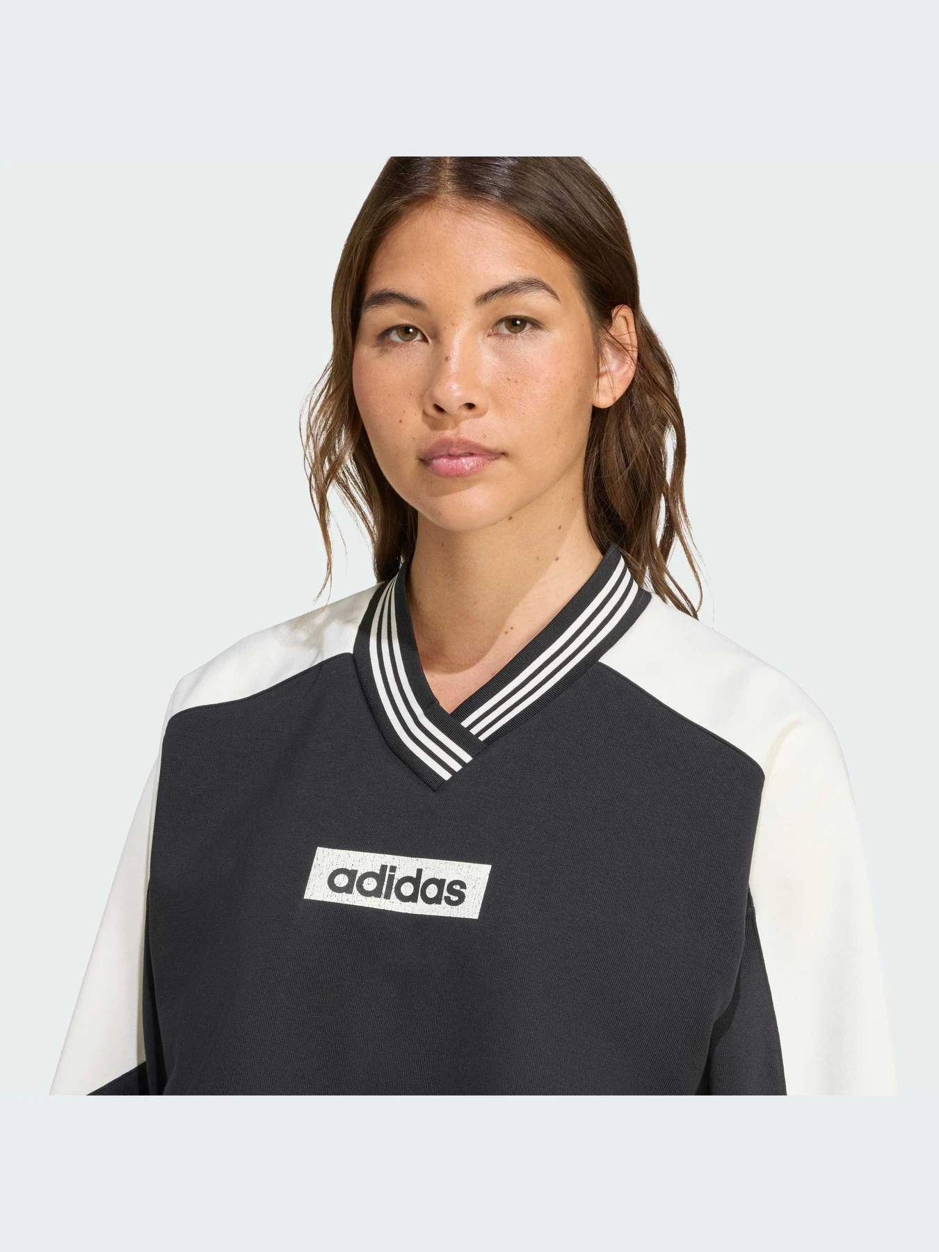 Худи и свитшоты Adidas модель JW7273-KZ Худи и свитшоты Adidas модель JW7273-KZ Фото