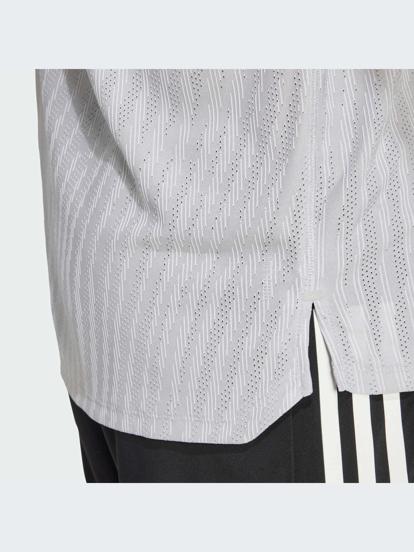 Футболки и поло Adidas модель JM5701-KZ Футболки и поло Adidas модель JM5701-KZ Фото