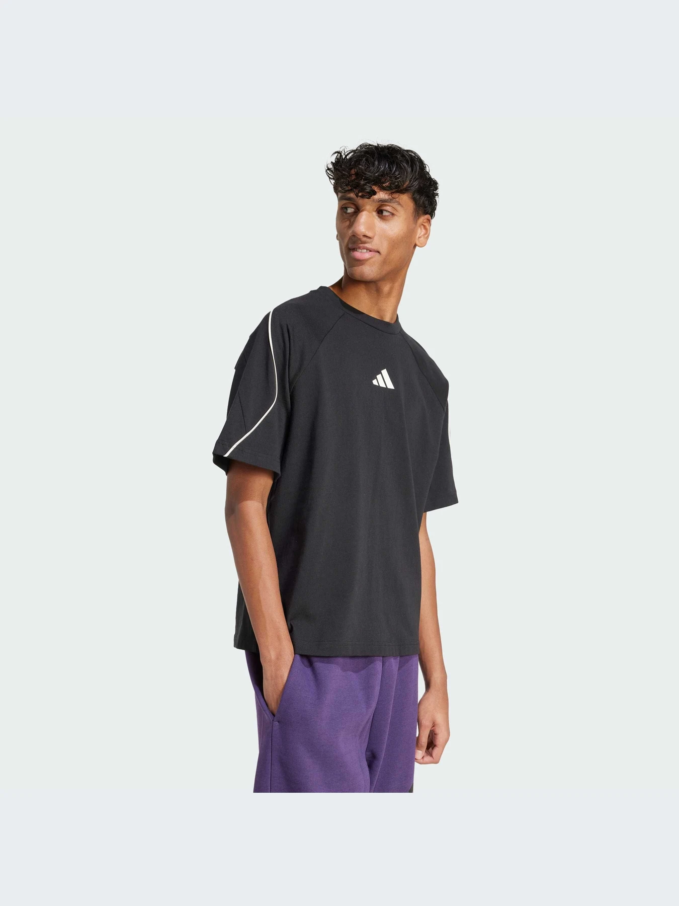 Футболки и поло Adidas модель JN1824-KZ Футболки и поло Adidas модель JN1824-KZ Фото