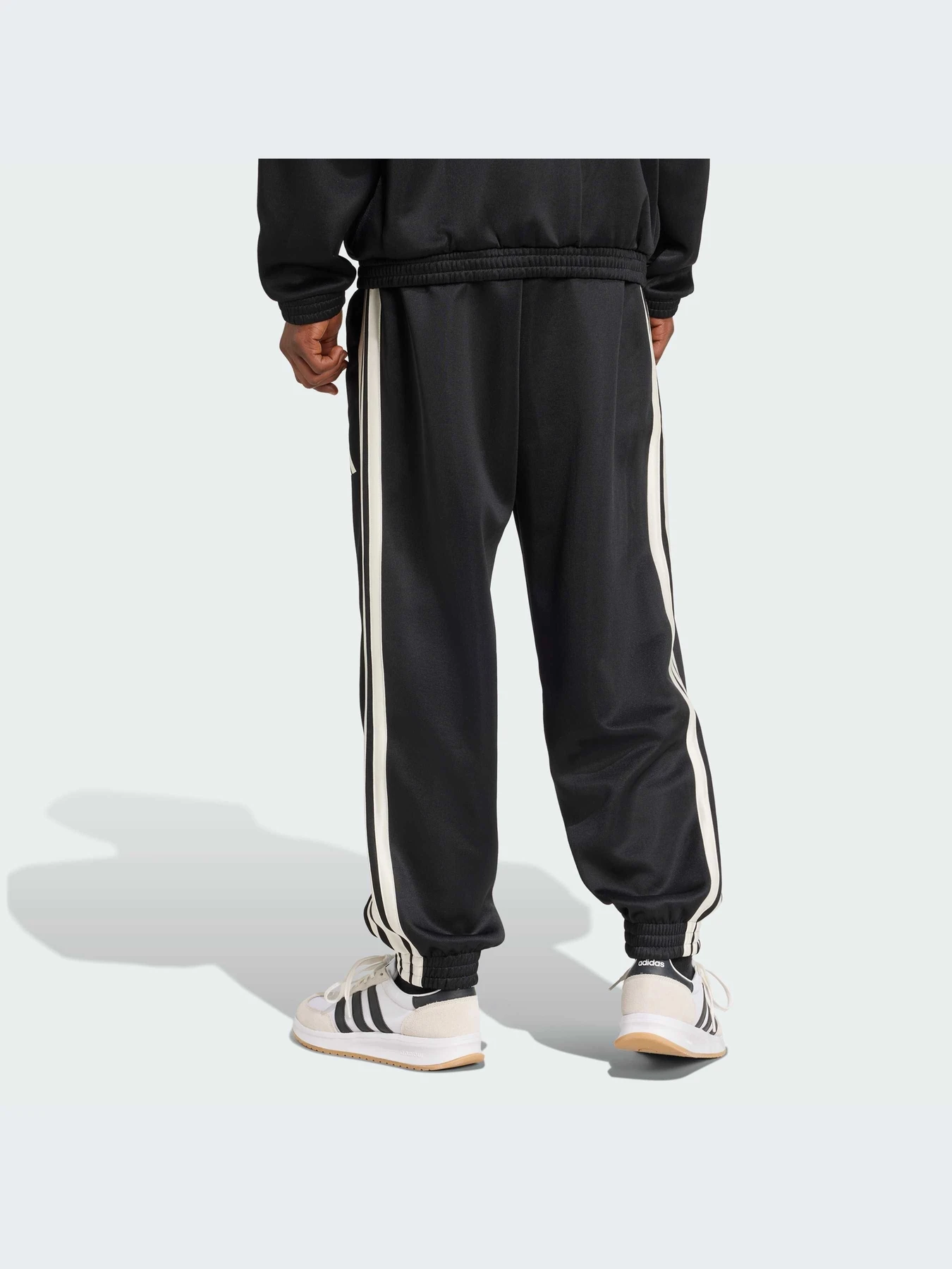 Брюки Adidas модель JN1822-KZ Брюки Adidas модель JN1822-KZ Фото
