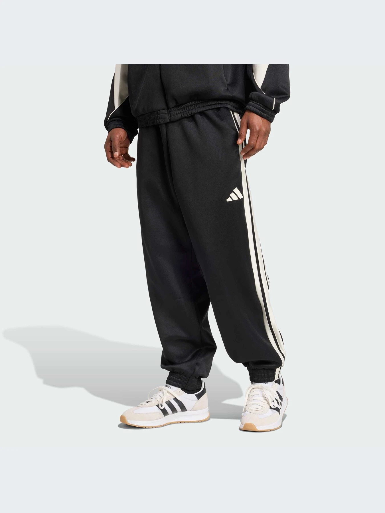 Брюки Adidas модель JN1822-KZ Брюки Adidas модель JN1822-KZ Фото