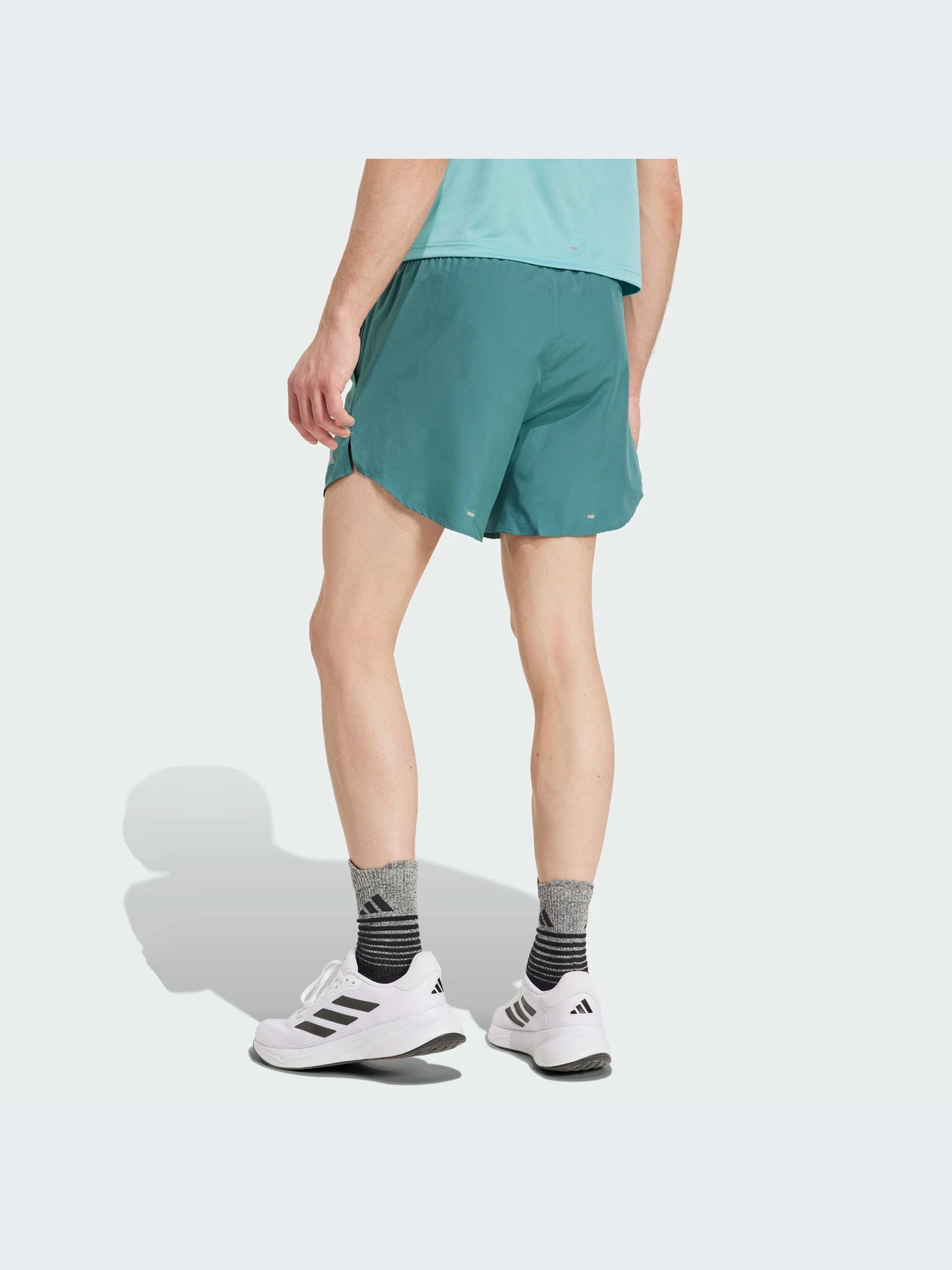Шорты Adidas модель JM5749-KZ Шорты Adidas модель JM5749-KZ Фото