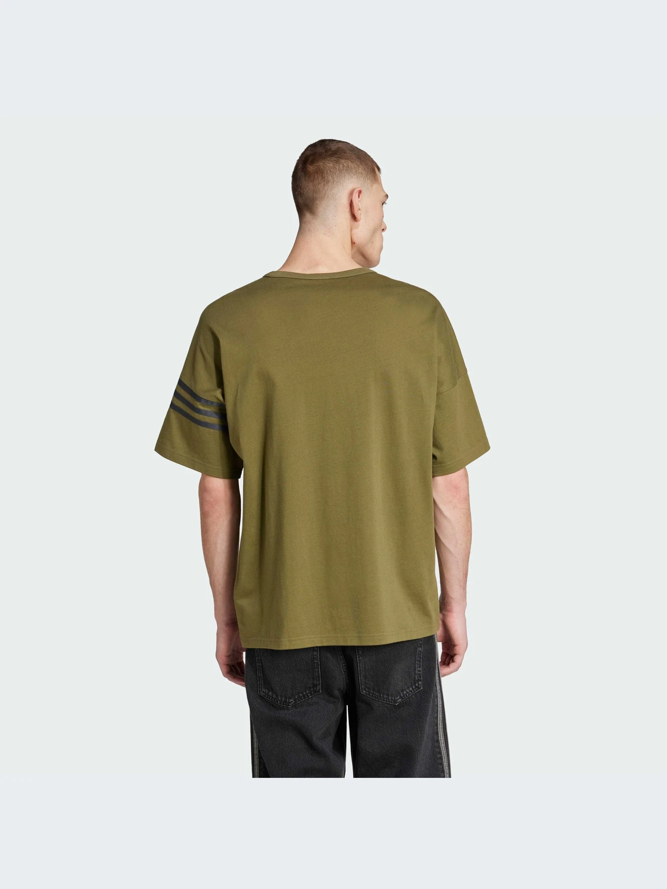 Футболки и поло Adidas Adicolor модель HZ3697-KZ Футболки и поло Adidas Adicolor модель HZ3697-KZ Фото
