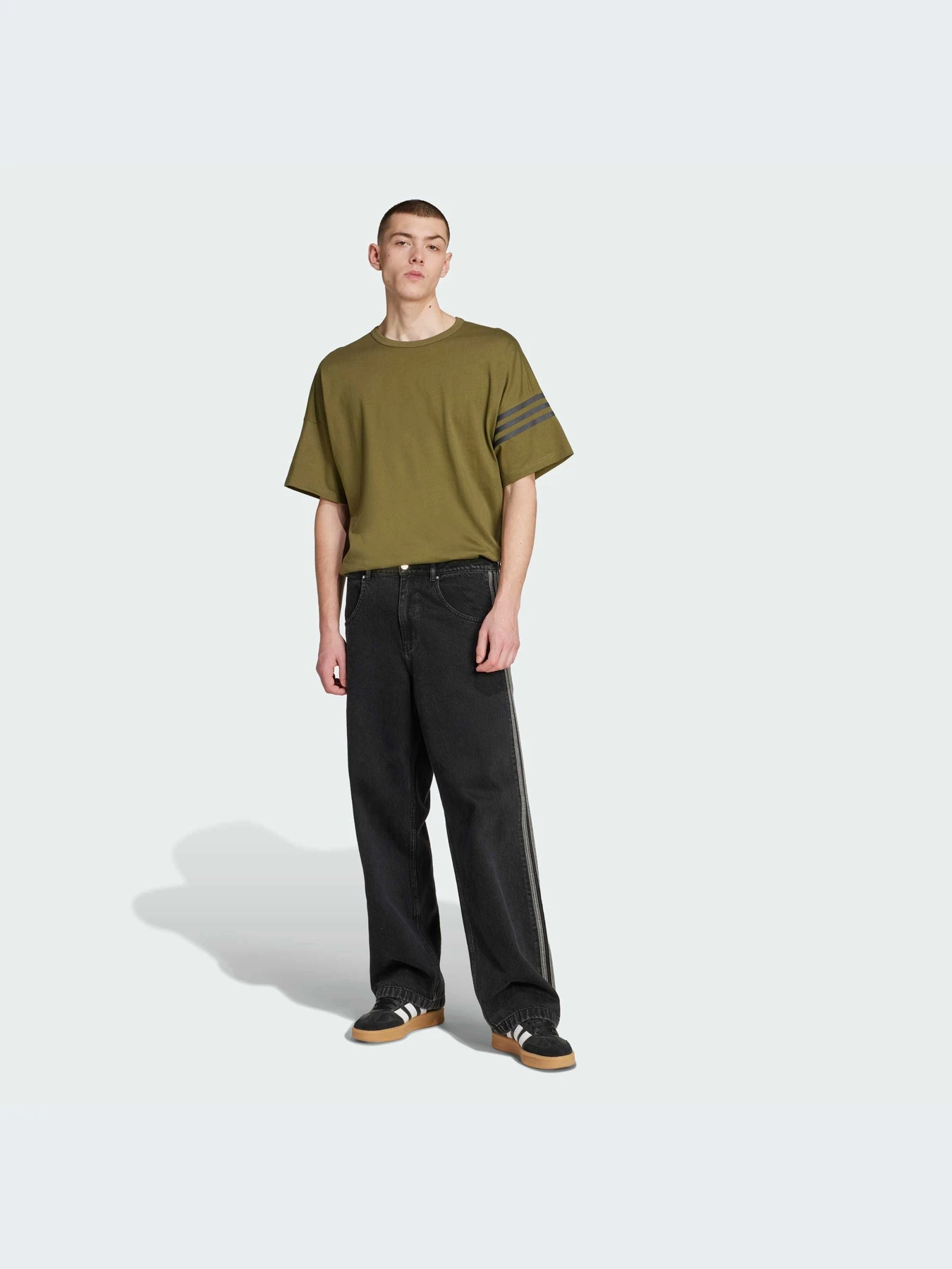 Футболки и поло Adidas Adicolor модель HZ3697-KZ Футболки и поло Adidas Adicolor модель HZ3697-KZ Фото