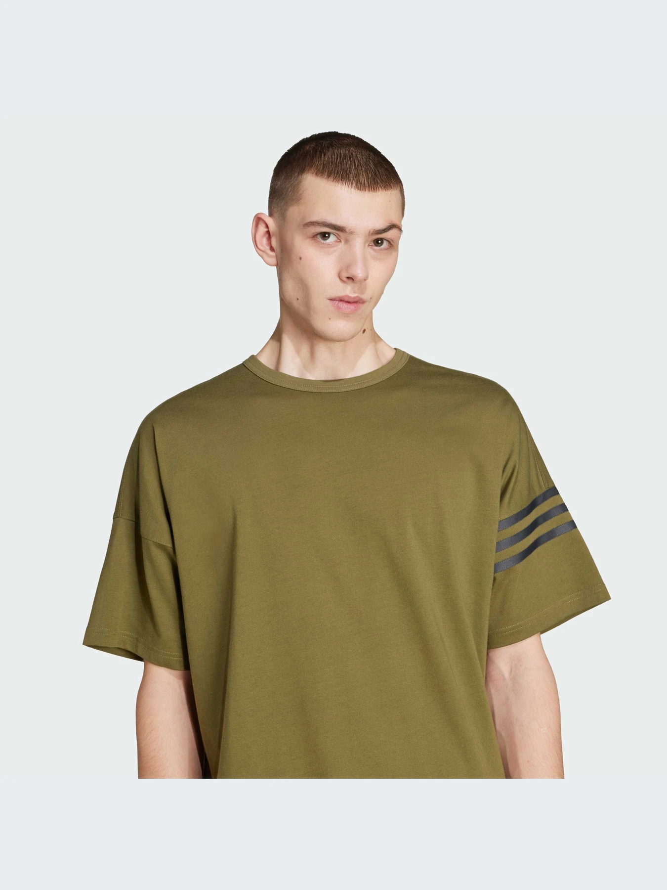 Футболки и поло Adidas Adicolor модель HZ3697-KZ Футболки и поло Adidas Adicolor модель HZ3697-KZ Фото