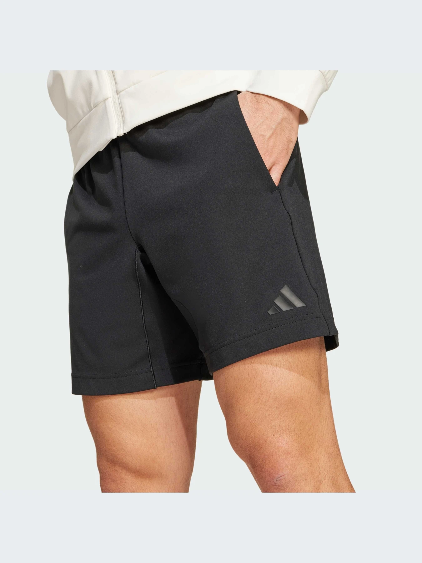 Шорты Adidas модель JE5688-KZ Шорты Adidas модель JE5688-KZ Фото