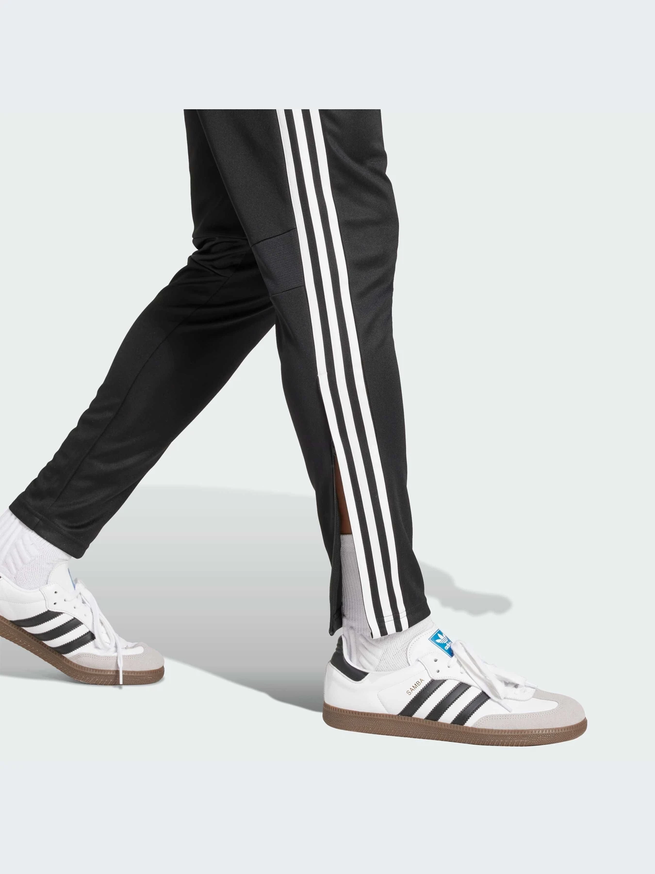 Костюмы Adidas Tiro модель JD0466-KZ Костюмы Adidas Tiro модель JD0466-KZ Фото