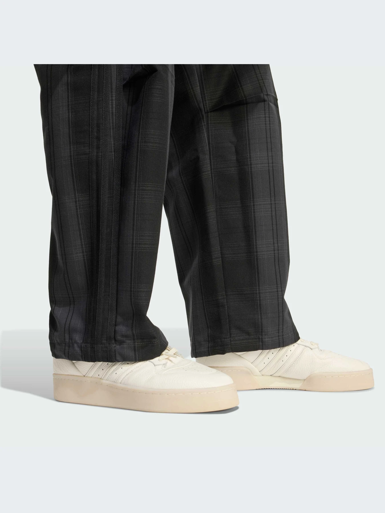 Брюки Adidas модель KG4637-KZ Брюки Adidas модель KG4637-KZ Фото