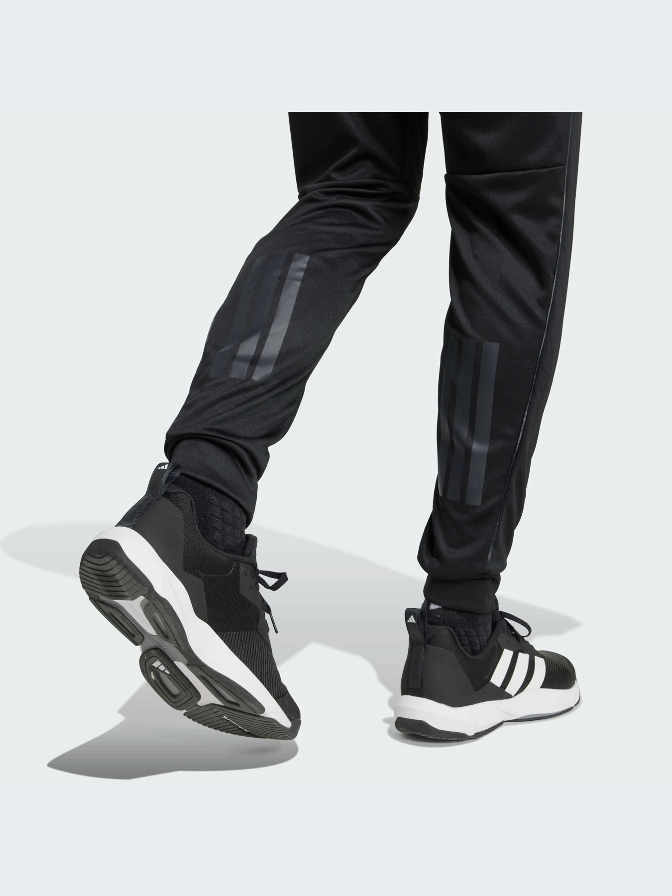 Спортивные штаны Adidas модель JV7316-KZ Спортивные штаны Adidas модель JV7316-KZ Фото